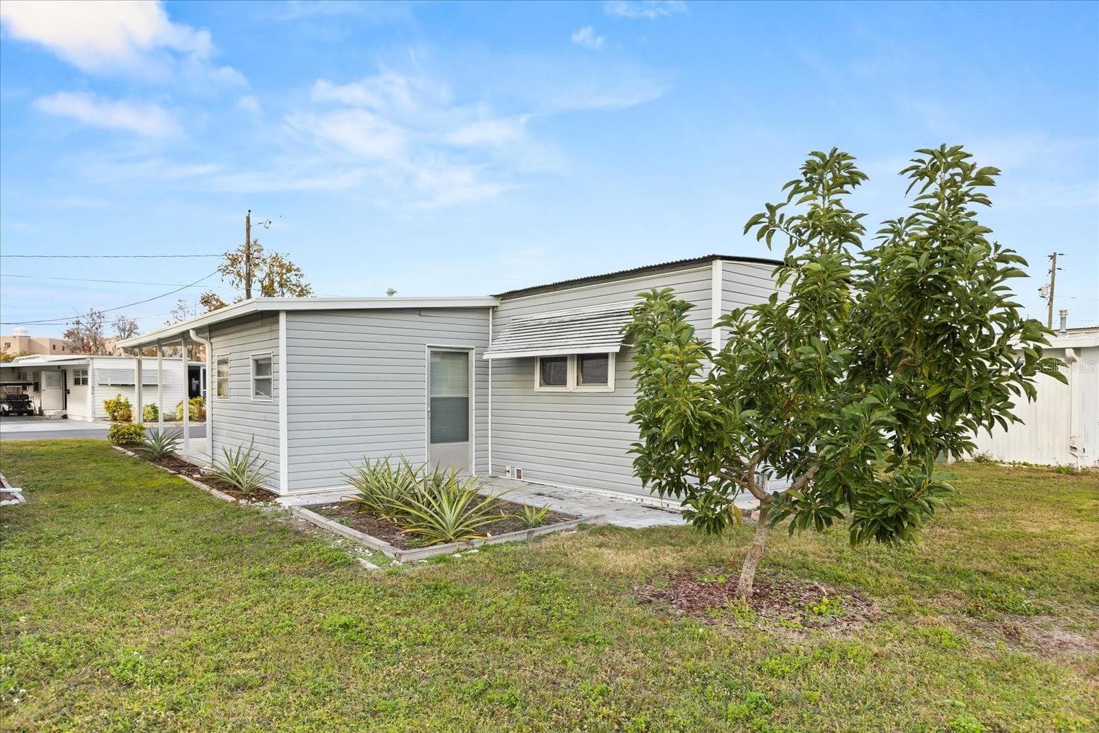 Mobile Home at 465 MARINA LN, TAVARES, photo 22 of 29