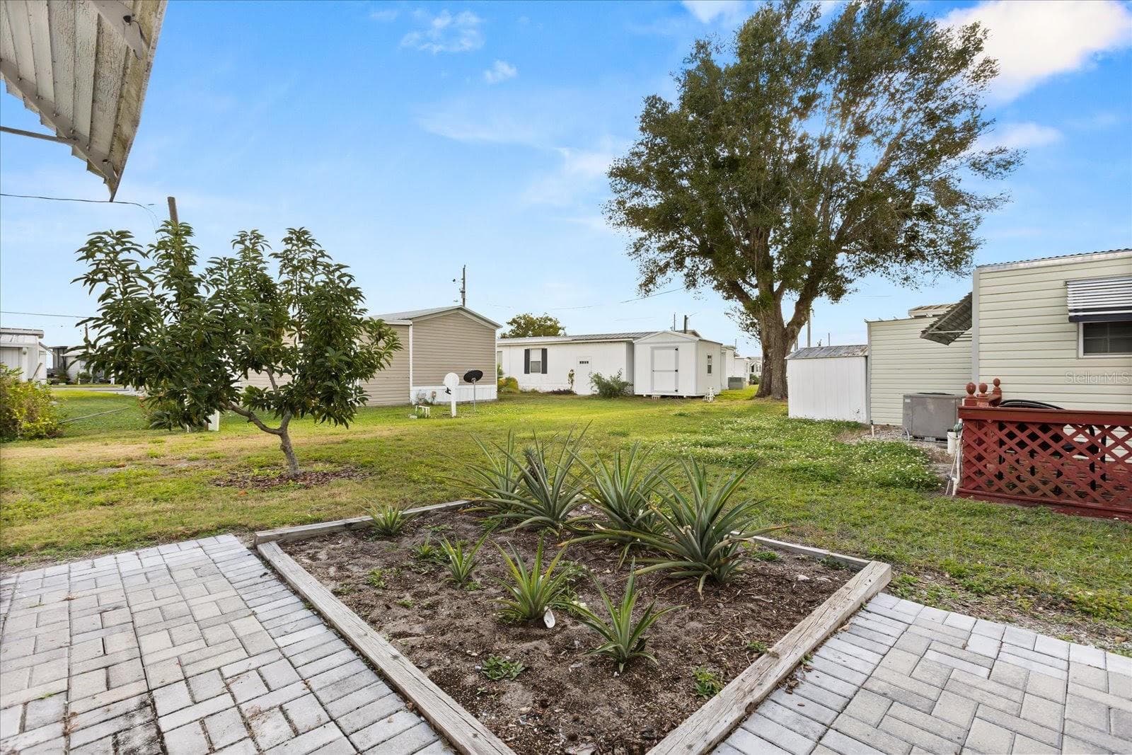 Mobile Home at 465 MARINA LN, TAVARES, photo 23 of 29