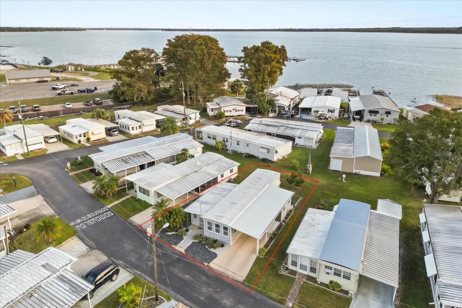Mobile Home at 465 MARINA LN, TAVARES, photo 27 of 29