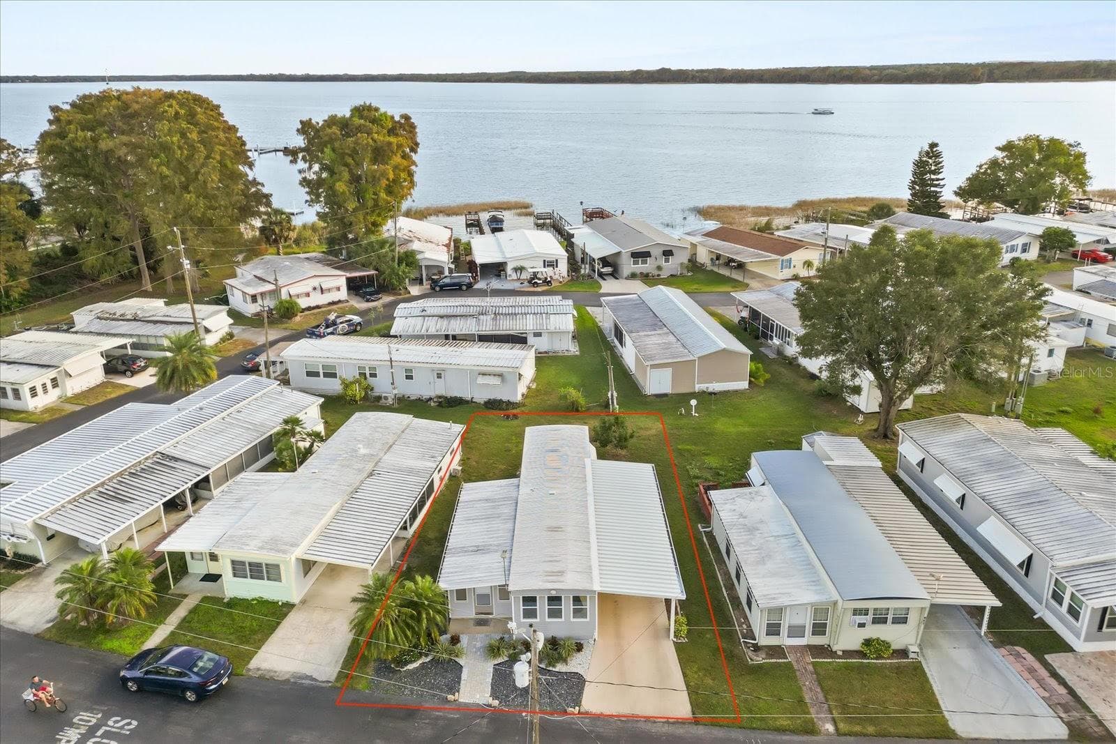 Mobile Home at 465 MARINA LN, TAVARES, photo 28 of 29