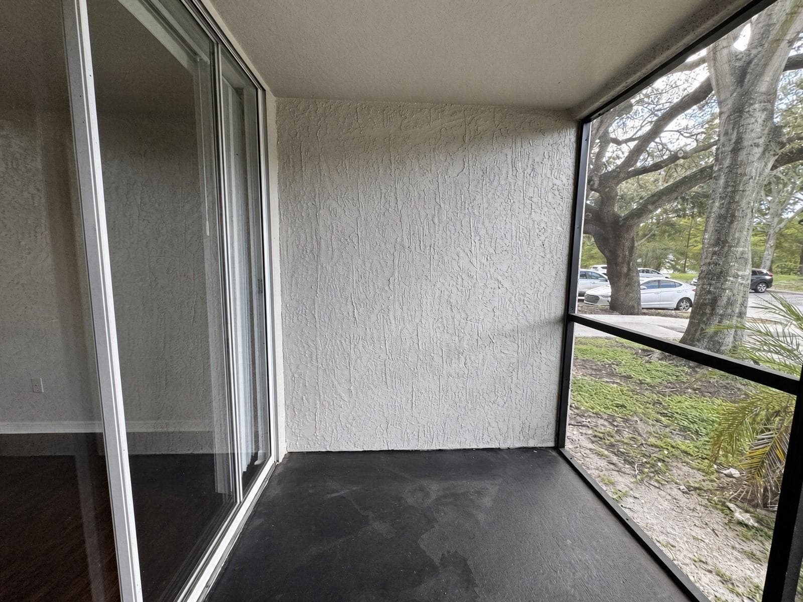 Screened Patio - 8825 LATREC AVE #6105, ORLANDO