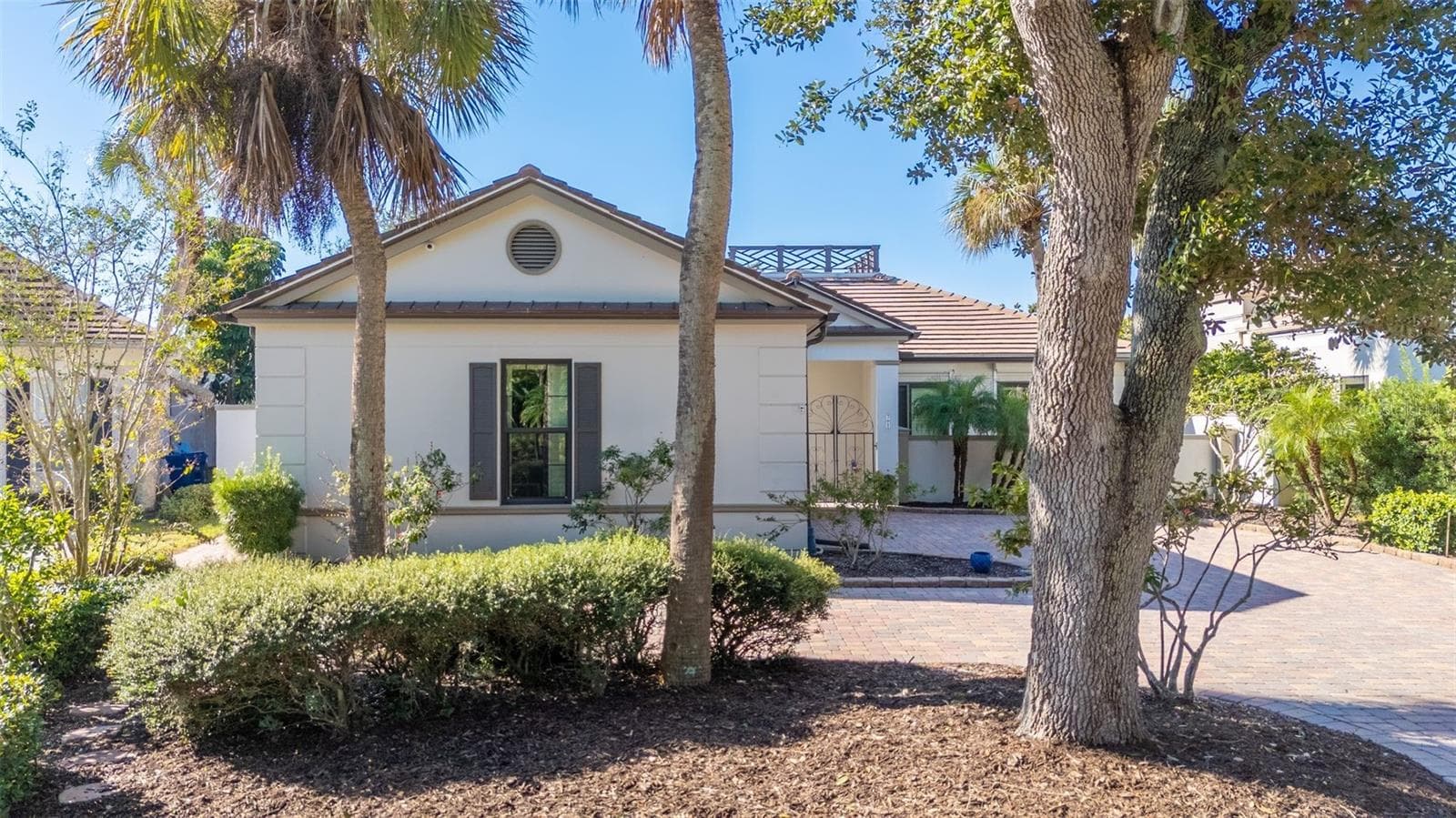 front of garage - 71 CAYMAN ISLES BLVD, ENGLEWOOD