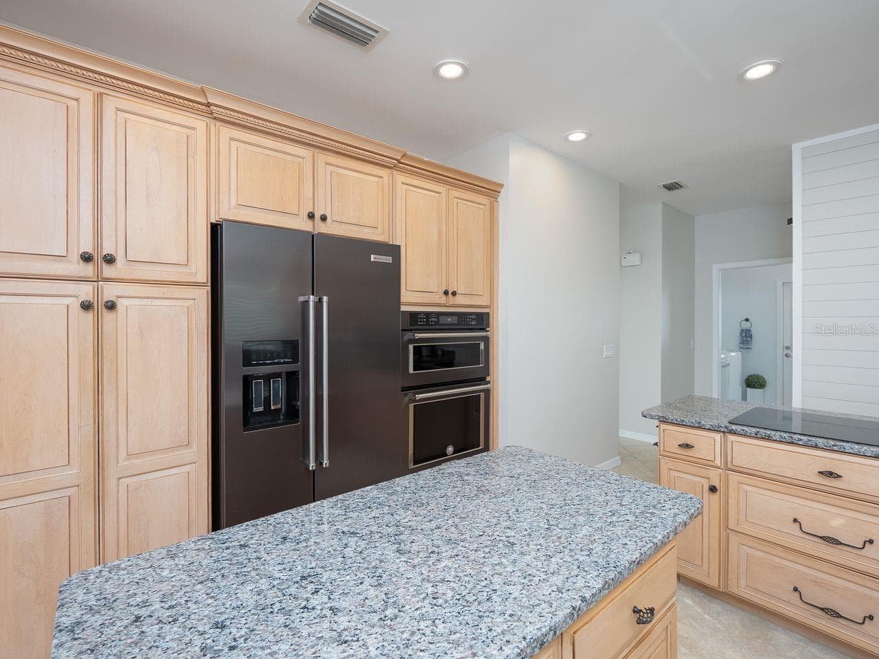 Lots of cabinet space in kitchen - 71 CAYMAN ISLES BLVD, ENGLEWOOD