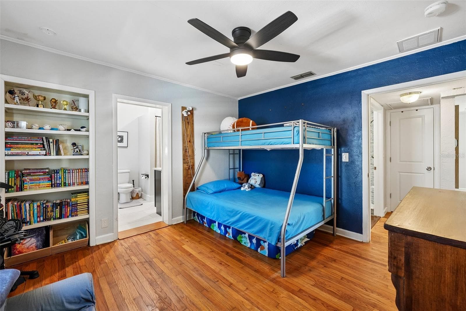 Single Family Residence at 185 24TH AVE N, ST PETERSBURG, photo 17 of 52