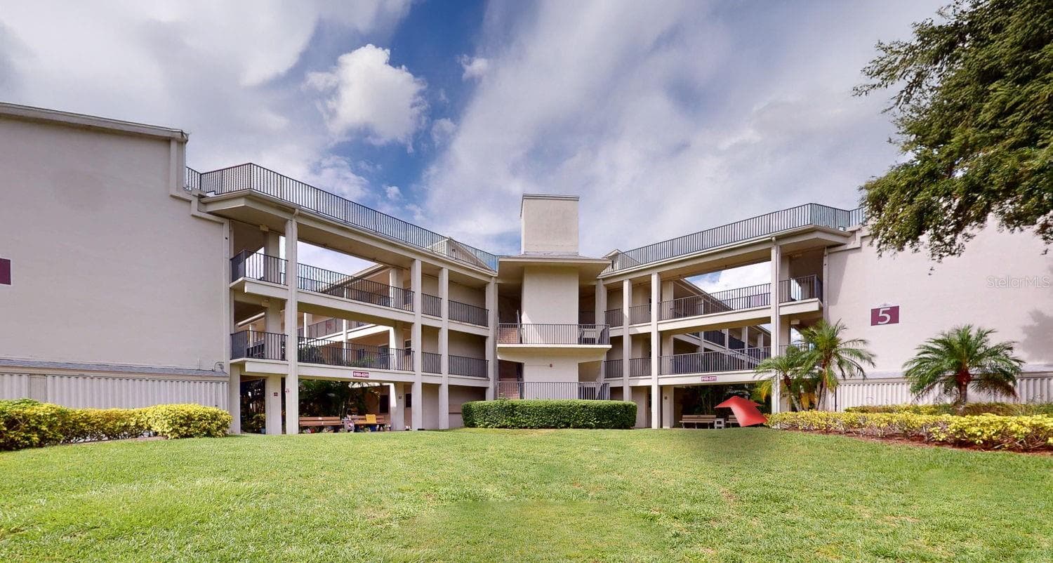 Condominium at 2700 BAYSHORE BLVD #5108, DUNEDIN, photo 17 of 48