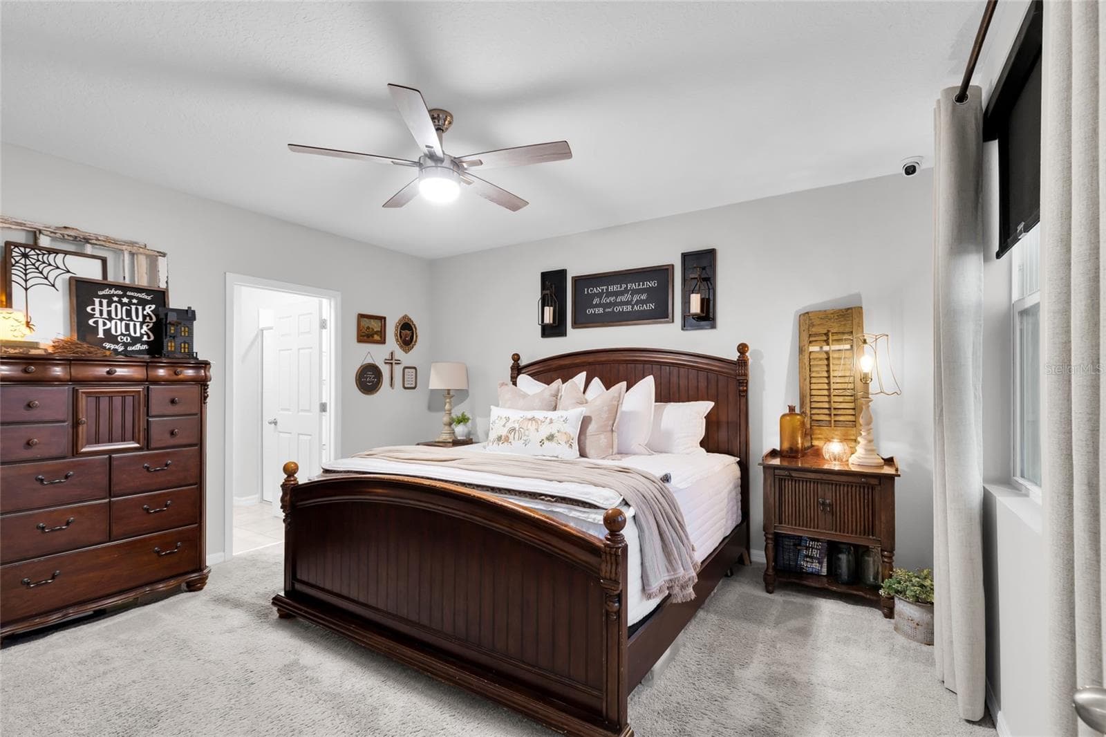 Single Family Residence at 29789 ANAHID DR, LEESBURG, photo 22 of 42
