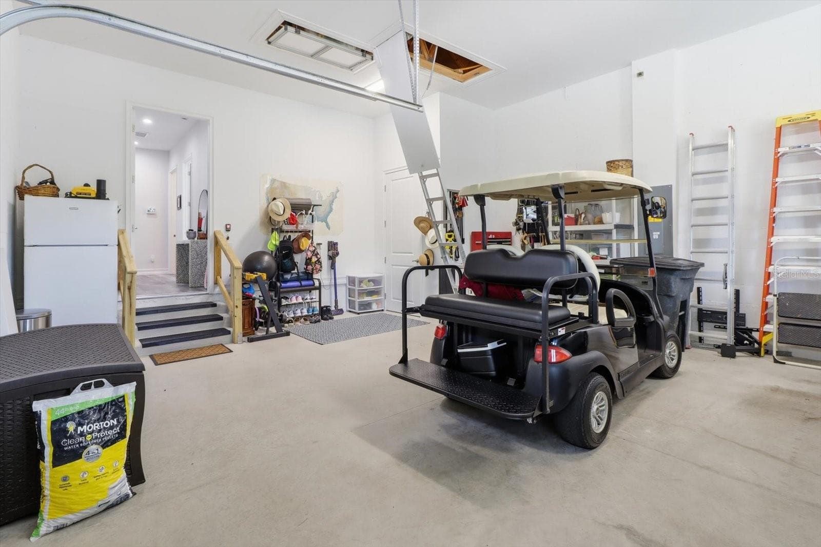 Garage - 4477 MAJESTIC HILLS LOOP, BROOKSVILLE