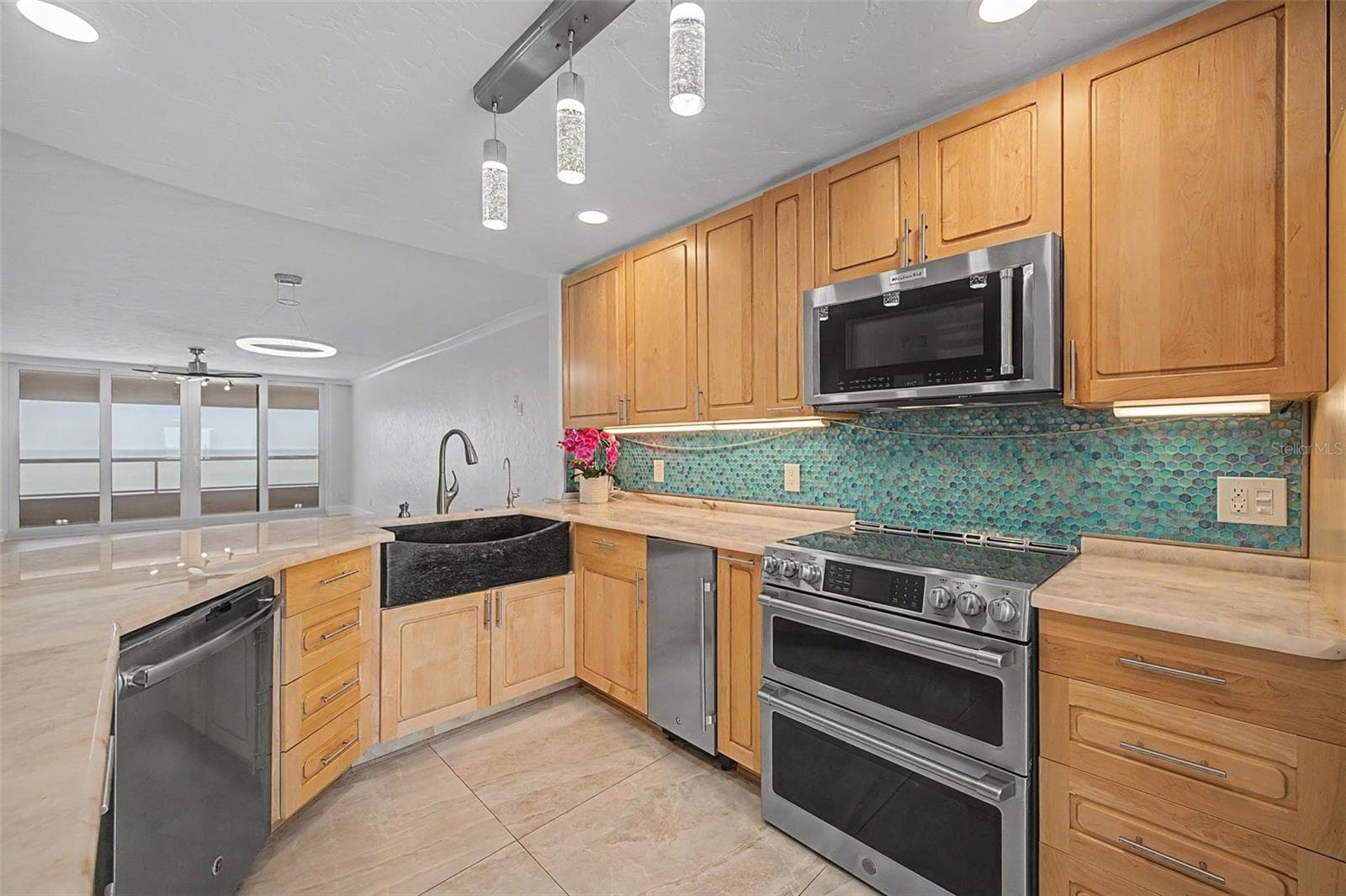Condominium at 1310 GULF BLVD #14E, CLEARWATER, photo 48 of 103