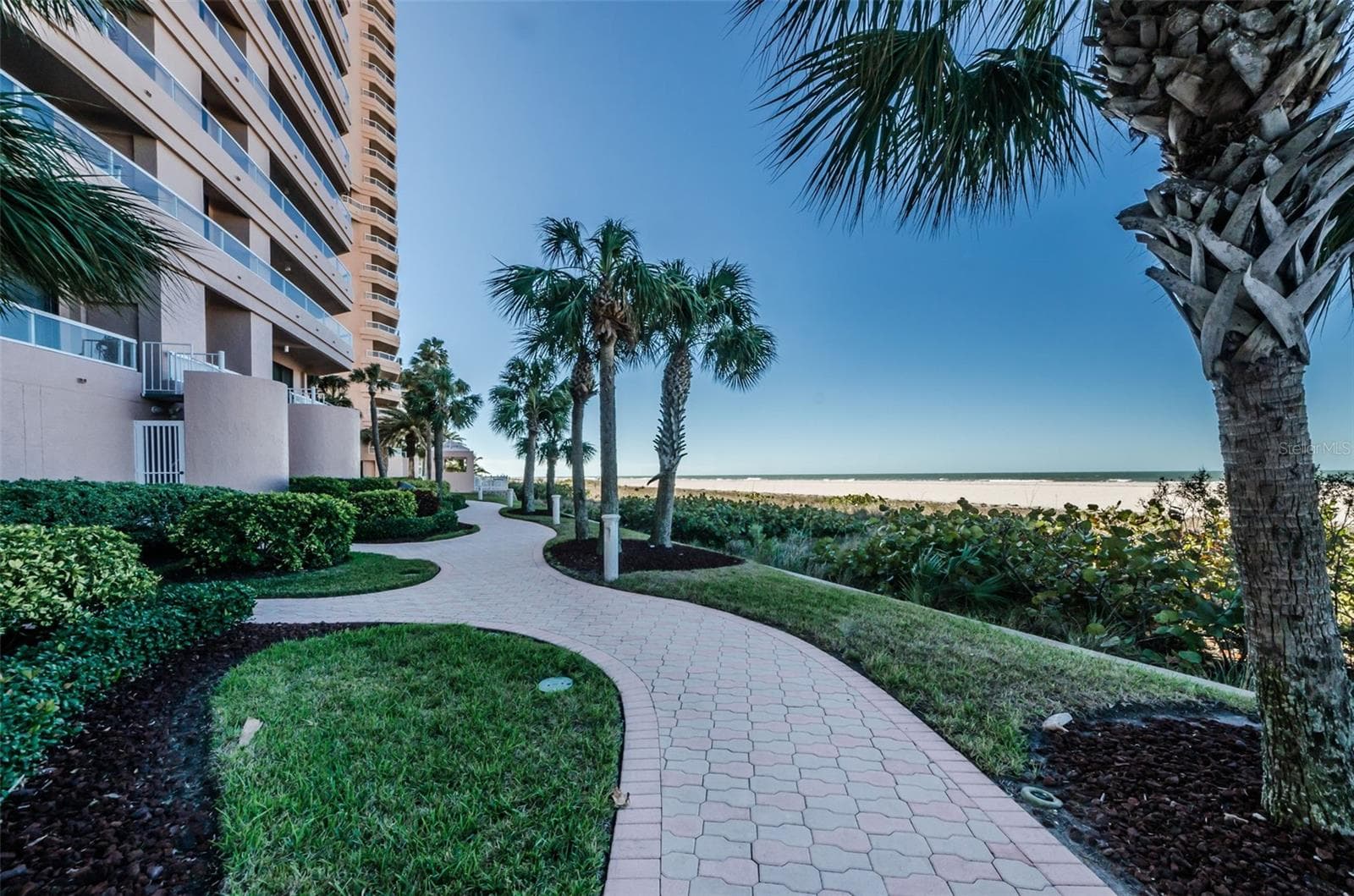 Walkway along the Beach - 1310 GULF BLVD #14E, CLEARWATER