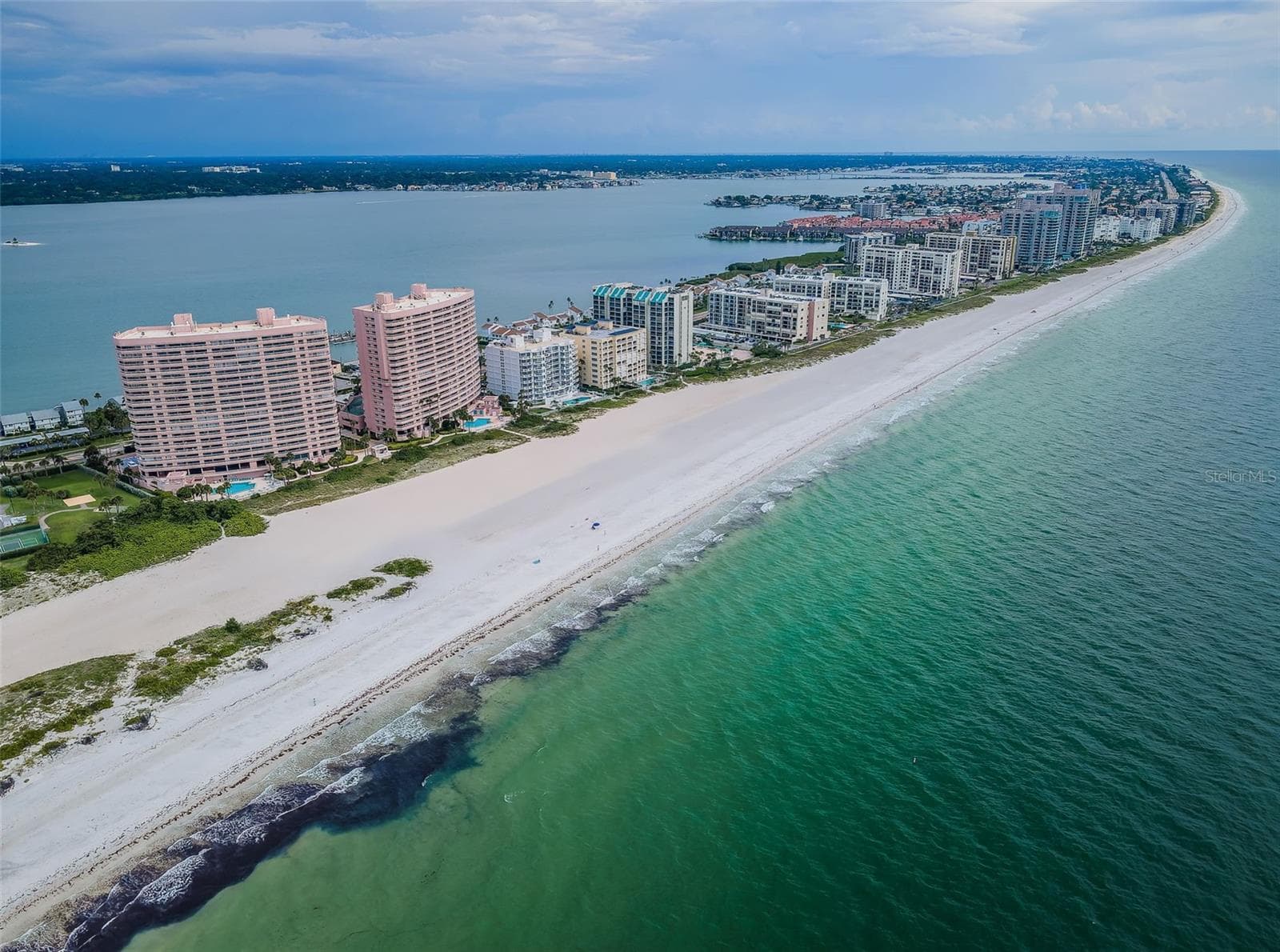 Crescent Beach Club along Sand Key - the 90210 of Pinellas County! - 1310 GULF BLVD #14E, CLEARWATER