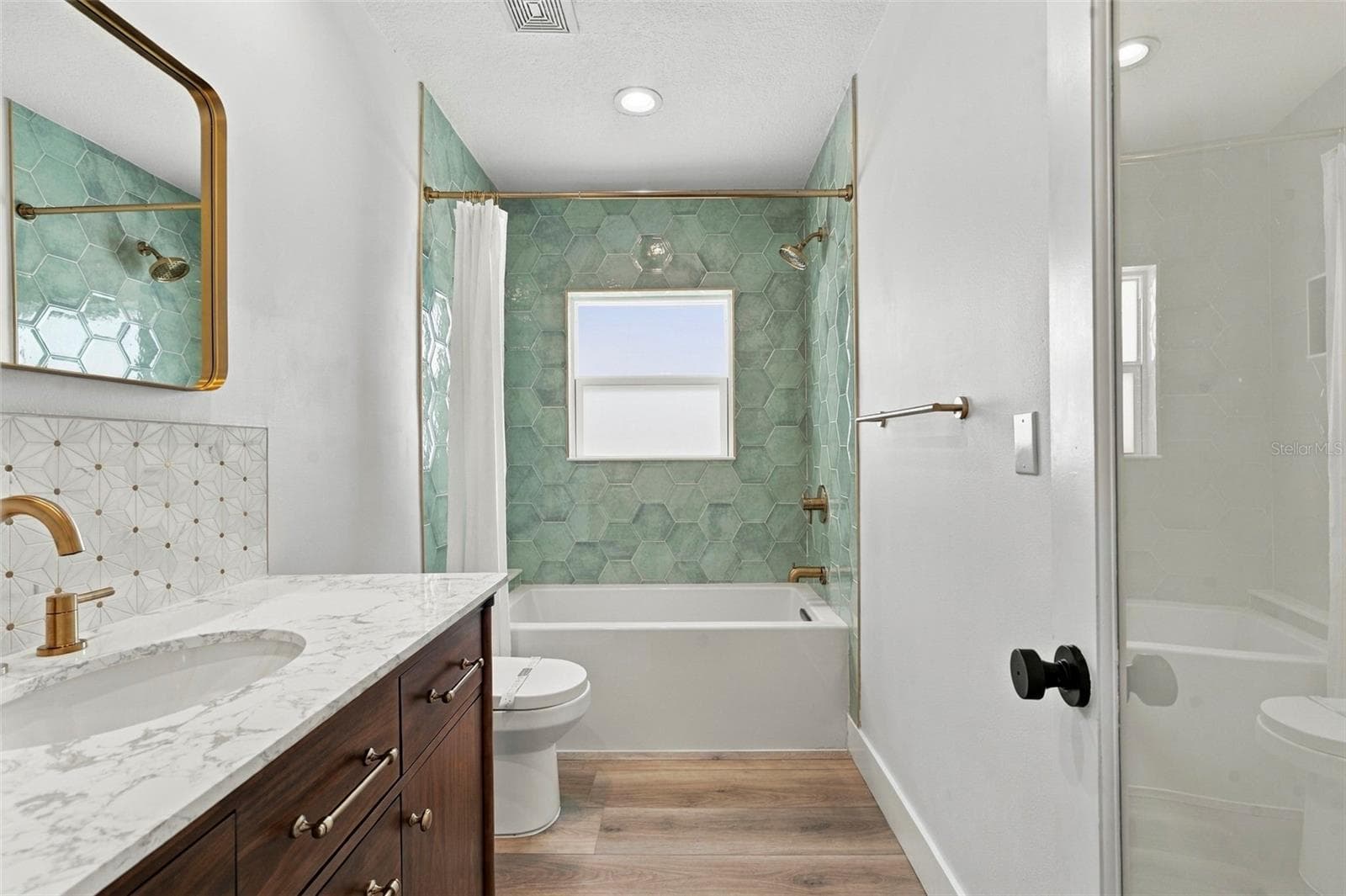 Single Family Residence at 804 BRUCE AVE, CLEARWATER, photo 16 of 36