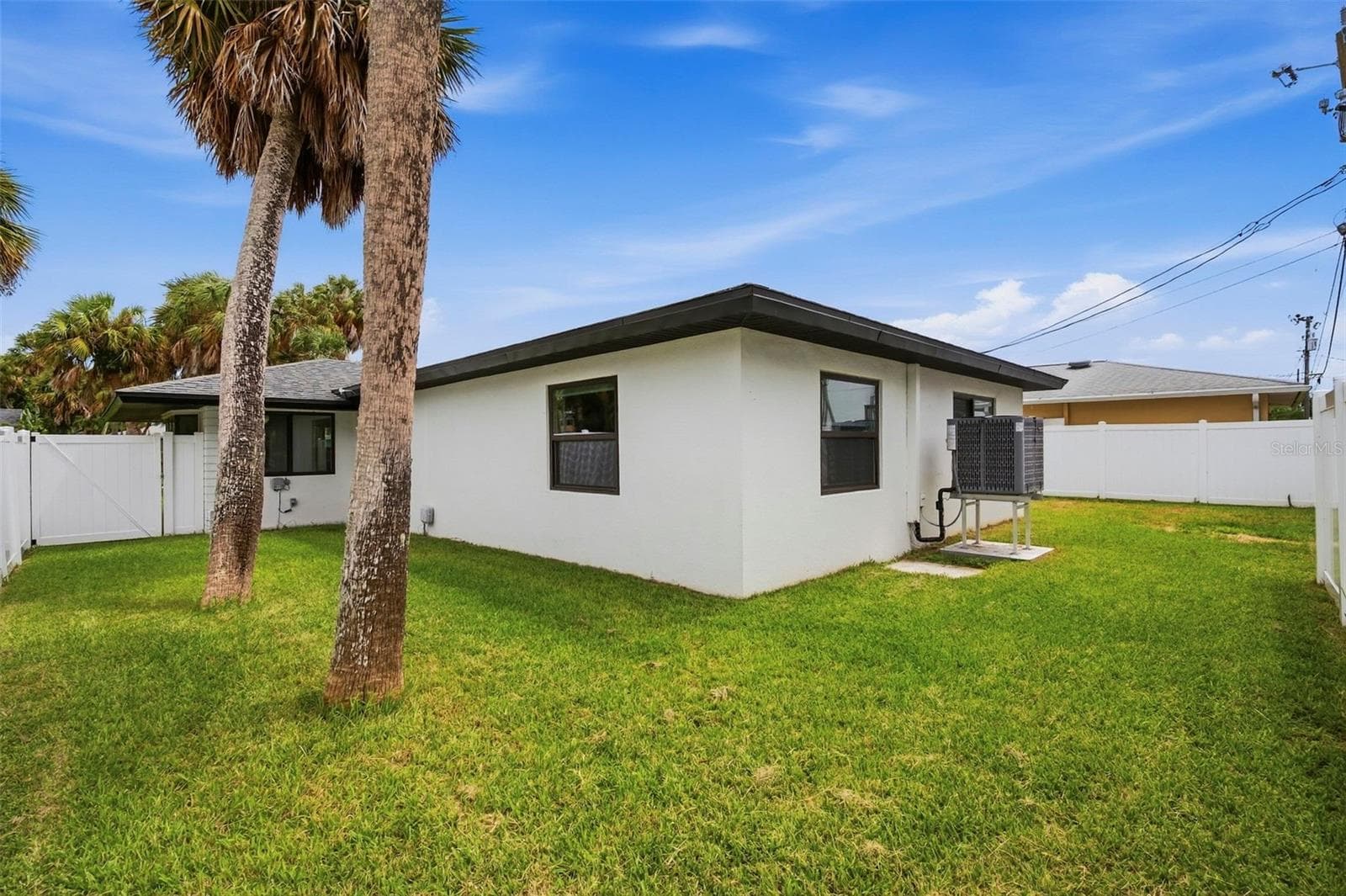 Single Family Residence at 804 BRUCE AVE, CLEARWATER, photo 28 of 36