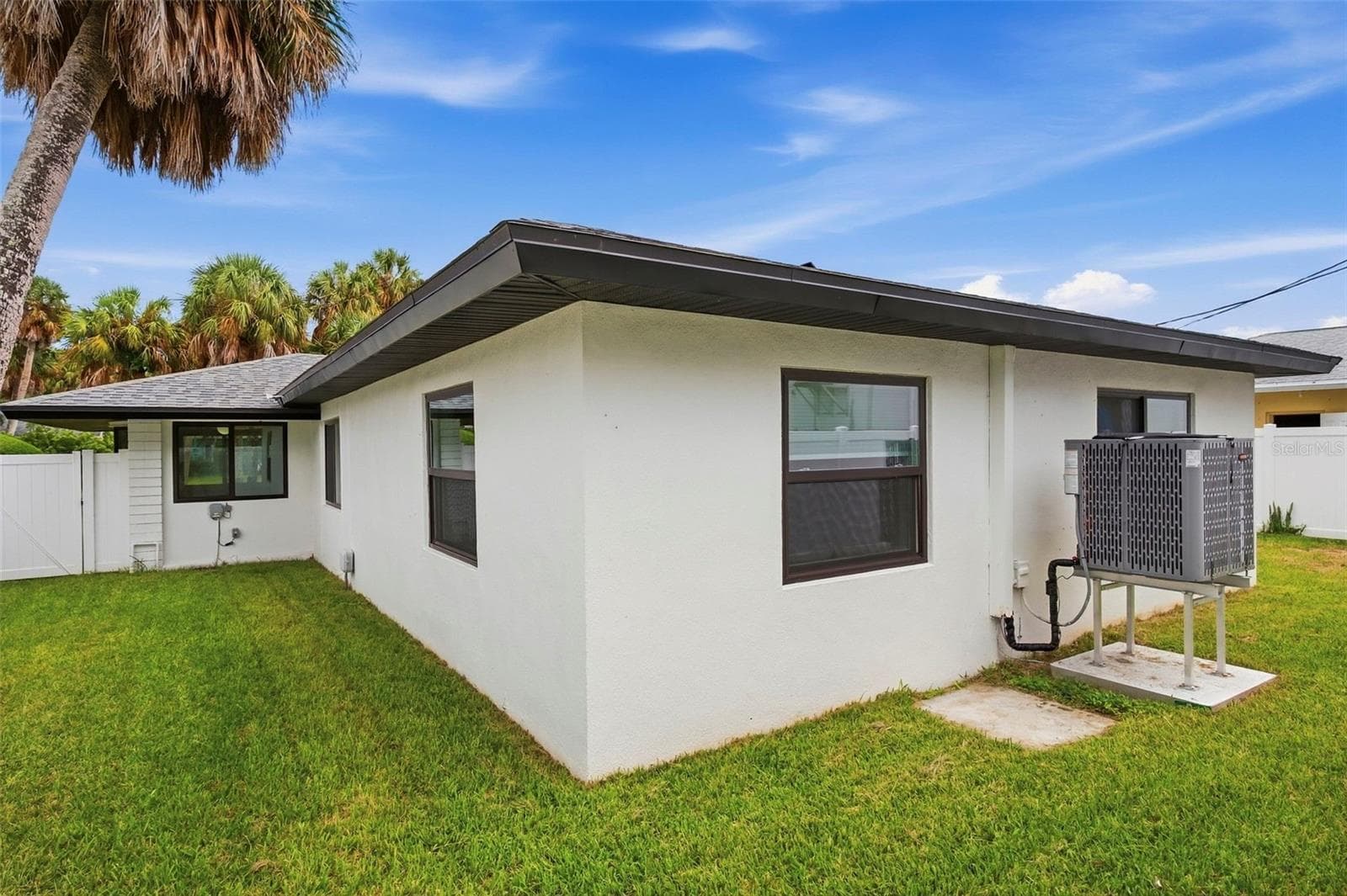 Single Family Residence at 804 BRUCE AVE, CLEARWATER, photo 29 of 36