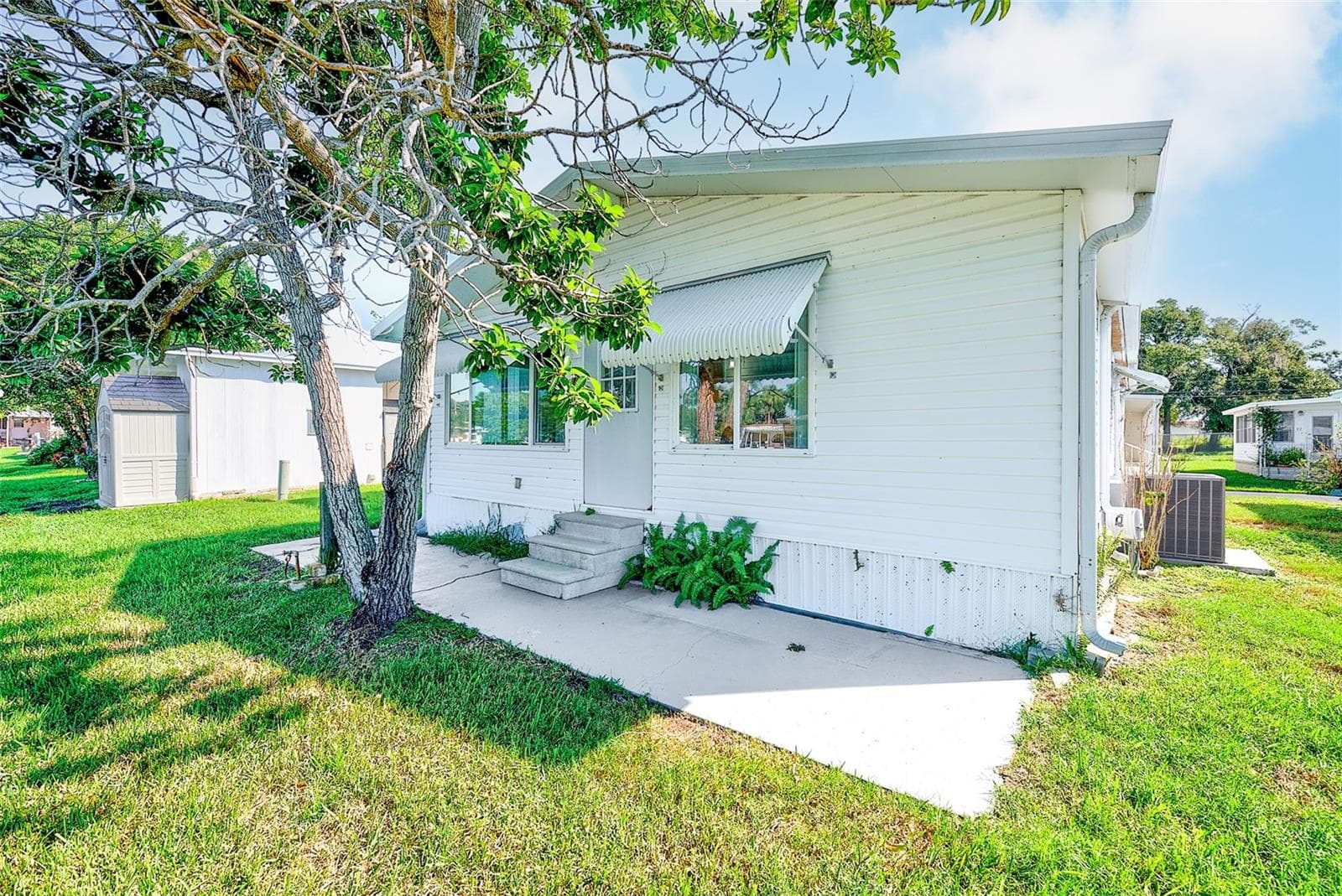 Manufactured Home at 980 7TH ST NW #43, LARGO, photo 33 of 47