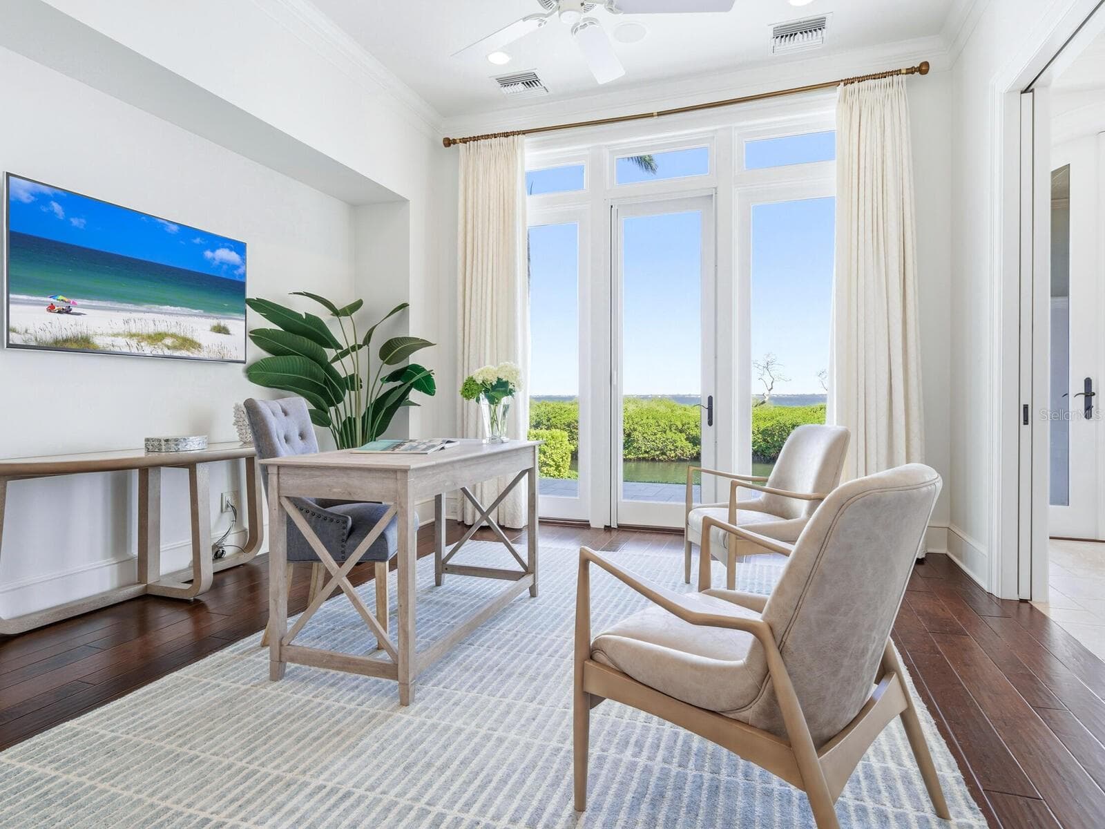 Single Family Residence at 560 HARBOR POINT RD, LONGBOAT KEY, photo 14 of 71