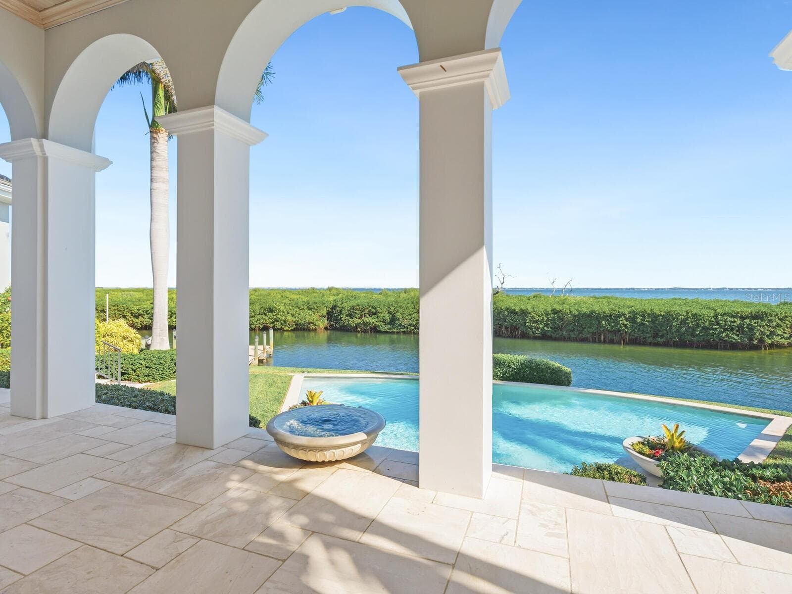 Single Family Residence at 560 HARBOR POINT RD, LONGBOAT KEY, photo 46 of 71