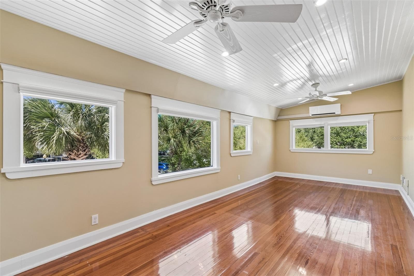 Single Family Residence at 1505 S HOWARD AVE, TAMPA, photo 44 of 51