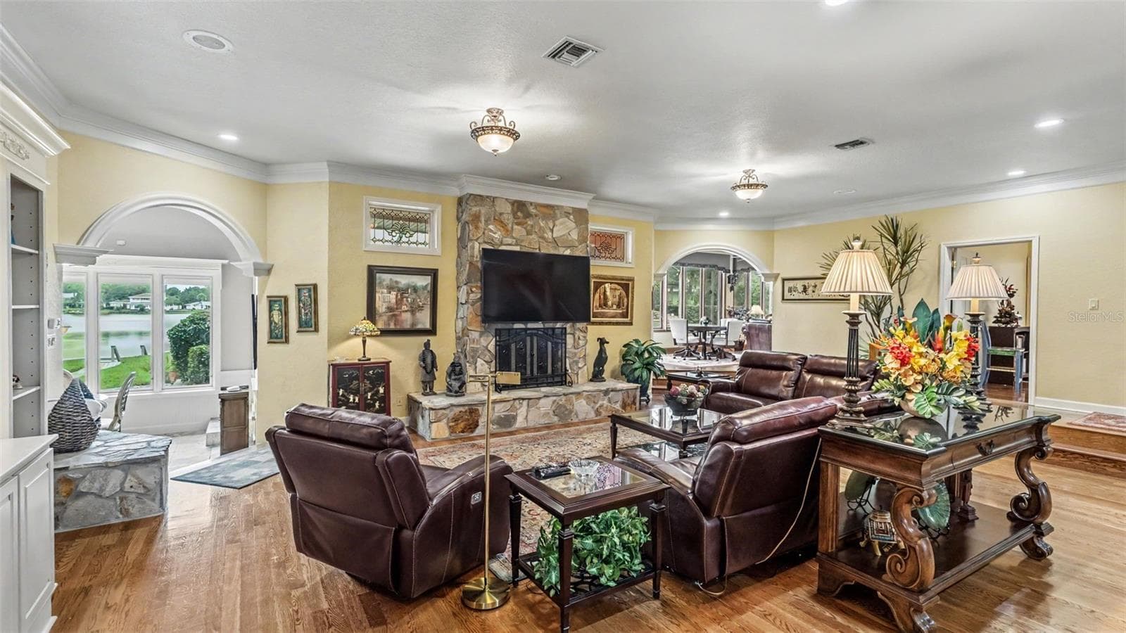 Single Family Residence at 148 E CHRISTINA BLVD, LAKELAND, photo 11 of 115