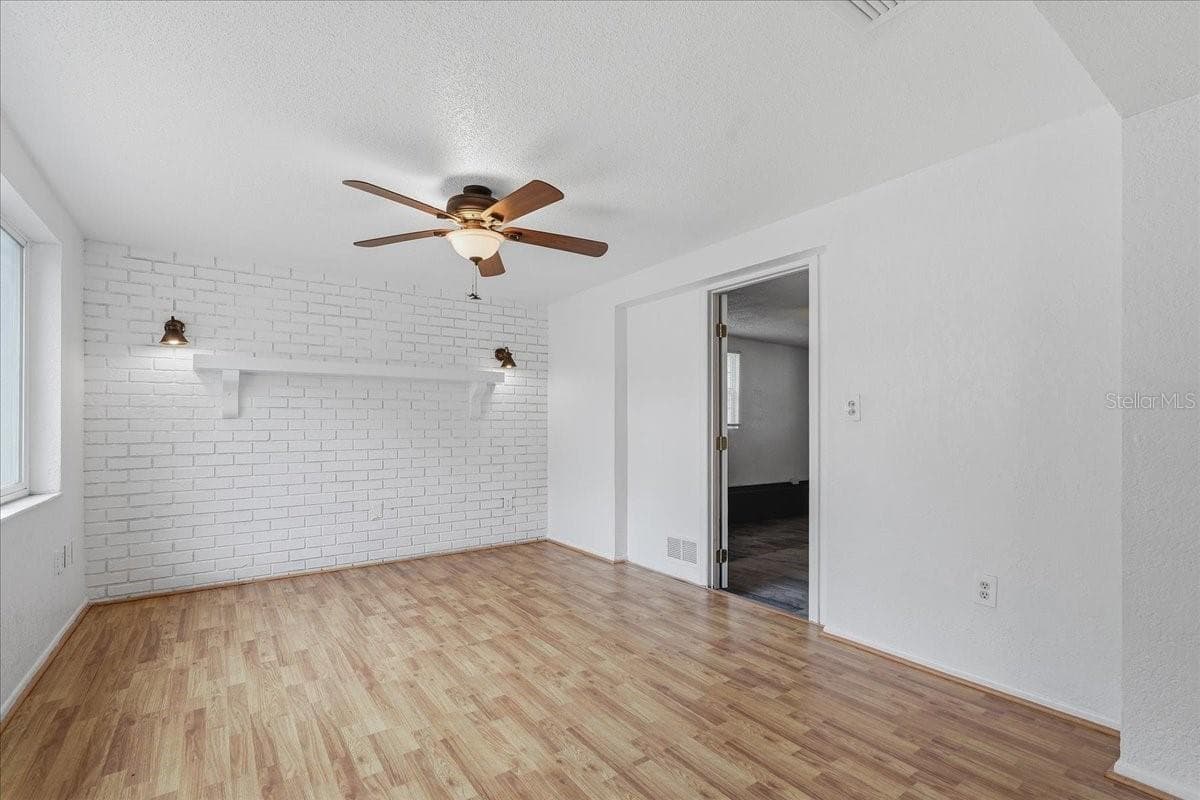 Single Family Residence at 12404 COBBLE STONE DR, HUDSON, photo 18 of 48