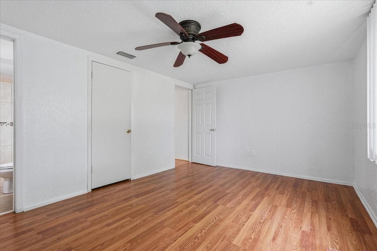 Single Family Residence at 12404 COBBLE STONE DR, HUDSON, photo 25 of 48