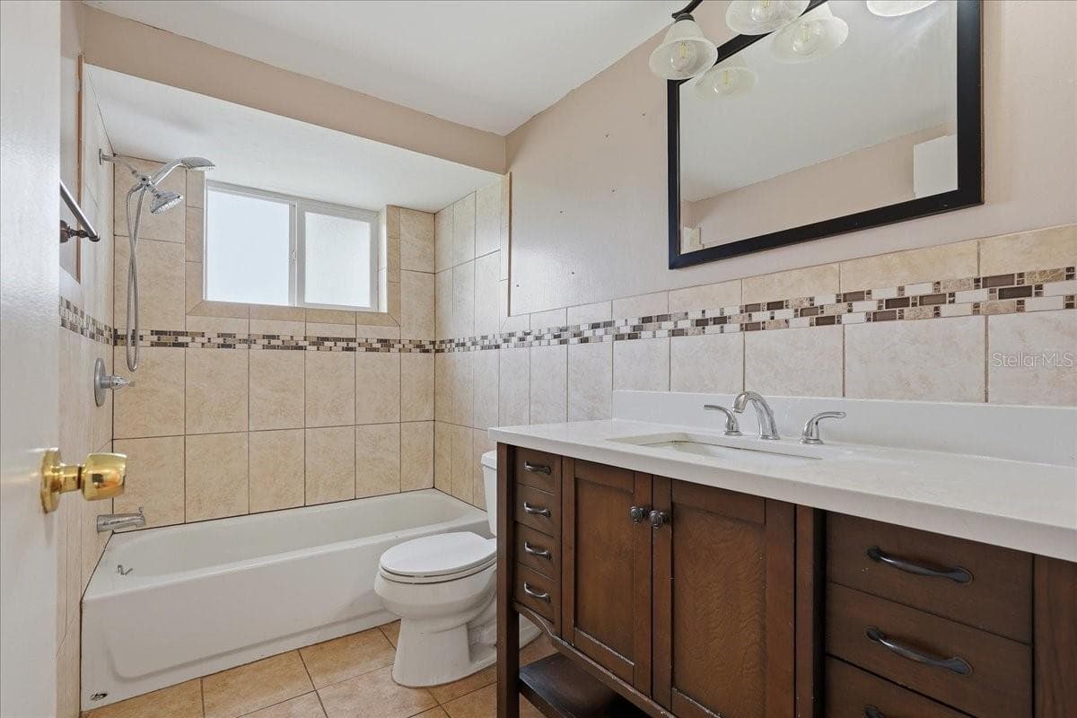Single Family Residence at 12404 COBBLE STONE DR, HUDSON, photo 31 of 48