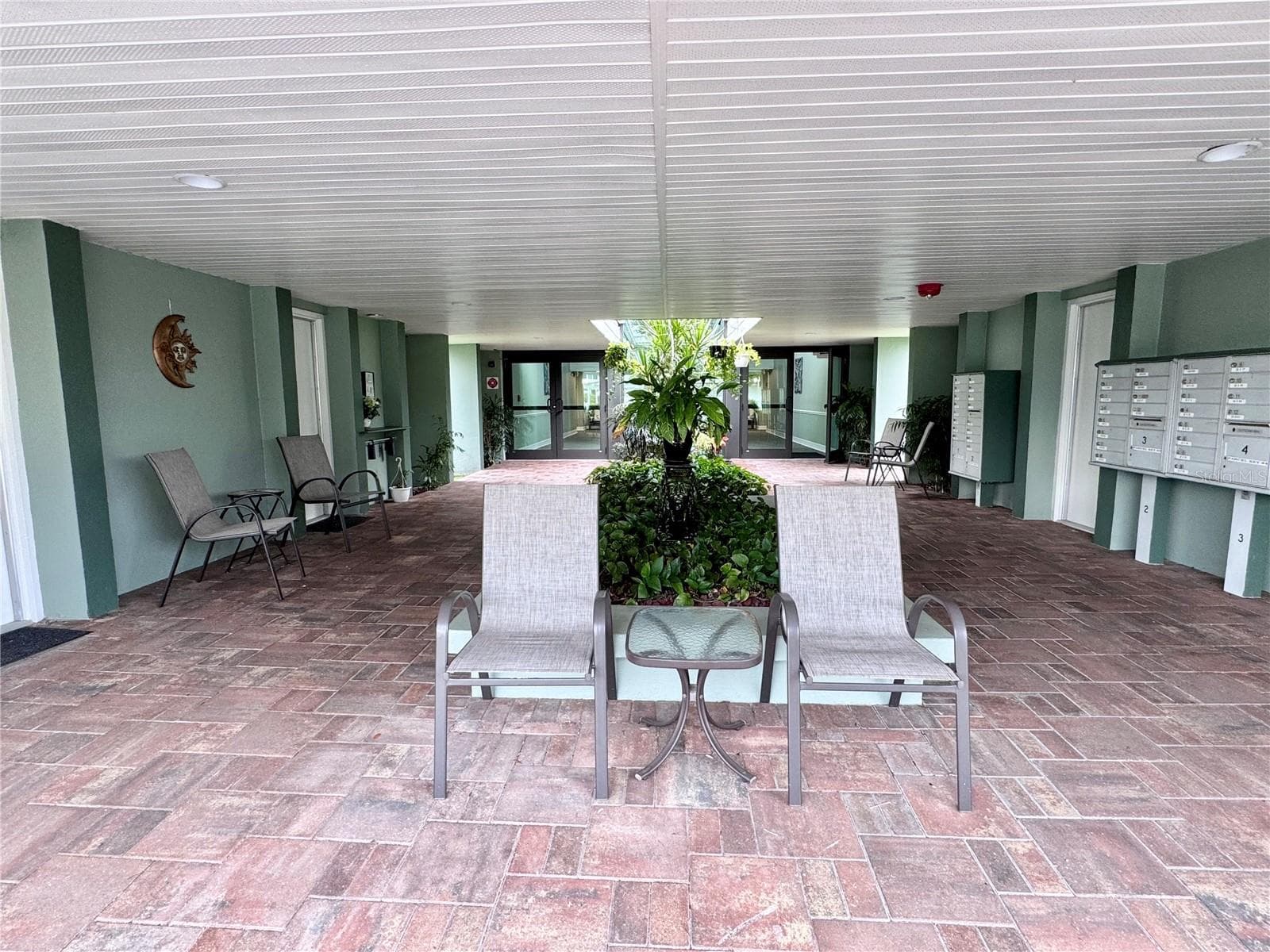 Entry to Raleigh Building - 21280 BRINSON AVE #113, PORT CHARLOTTE