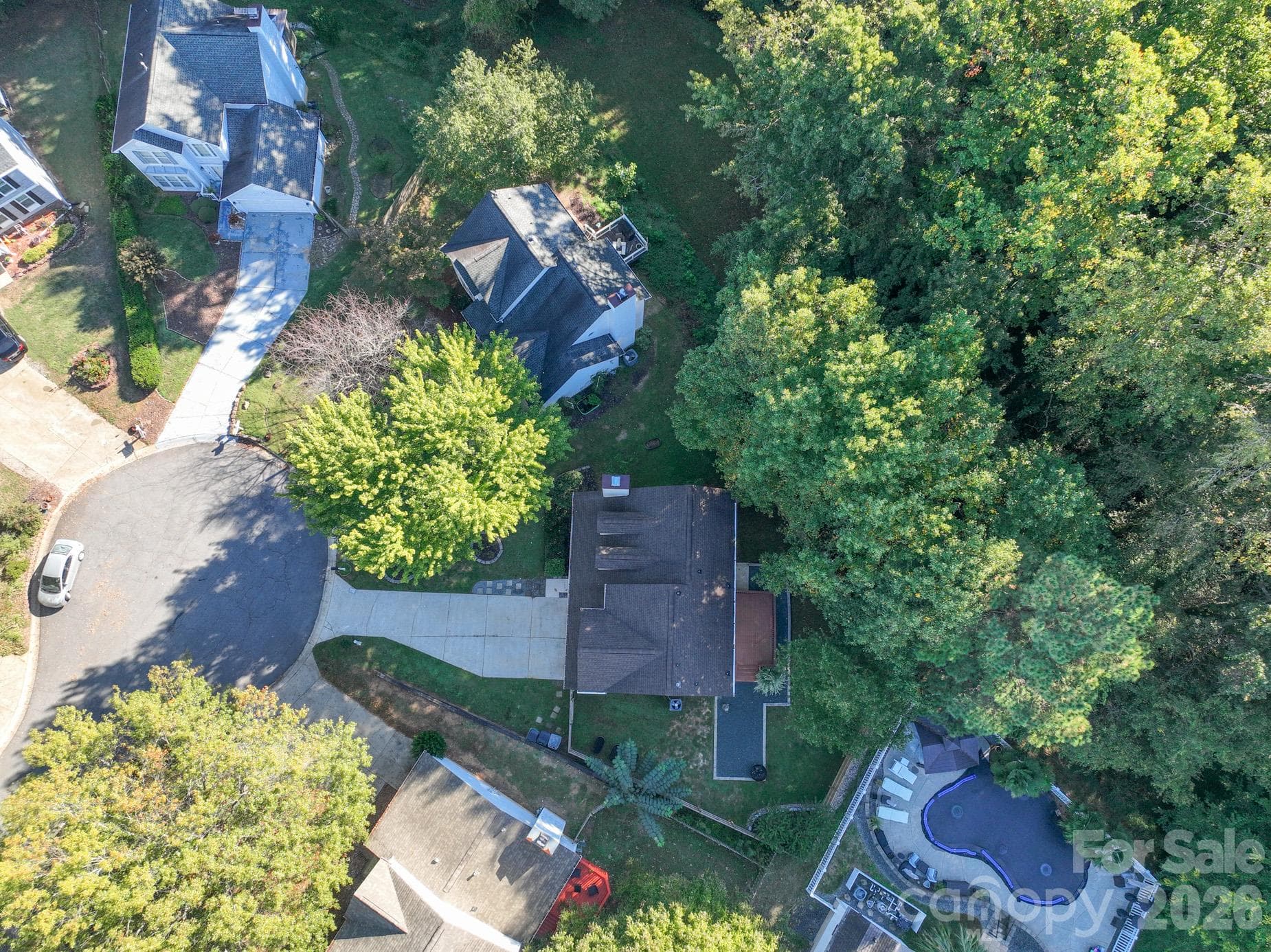 Single Family Residence at 5418 Groveton Court, Charlotte, photo 6 of 43