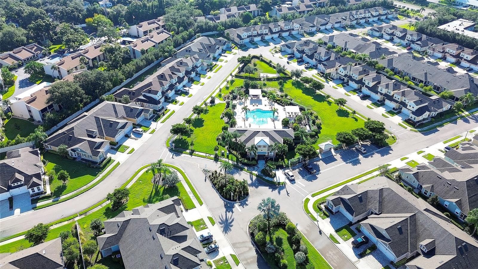 Villa at 5048 COURSE DR, SARASOTA, photo 36 of 41