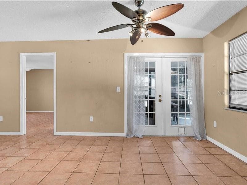 Single Family Residence at 12805 PECAN TREE DR, HUDSON, photo 14 of 40