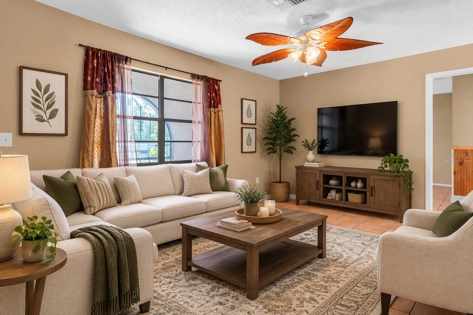 virtually staged - 12805 PECAN TREE DR, HUDSON