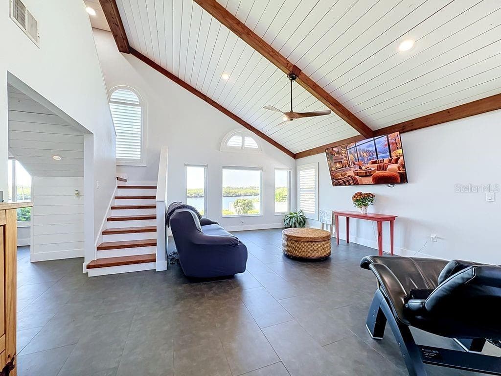 Wood Staircase - BRADEN RIVER LAKES, BRADENTON