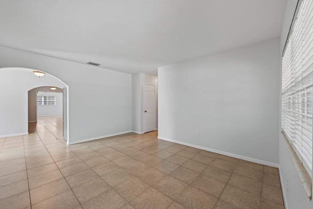 Single Family Residence at 1708 POND LAKE DR, TAMPA, photo 4 of 80