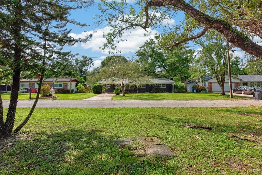 Single Family Residence at 1708 POND LAKE DR, TAMPA, photo 69 of 80