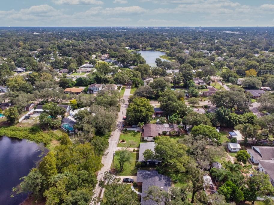 Single Family Residence at 1708 POND LAKE DR, TAMPA, photo 76 of 80