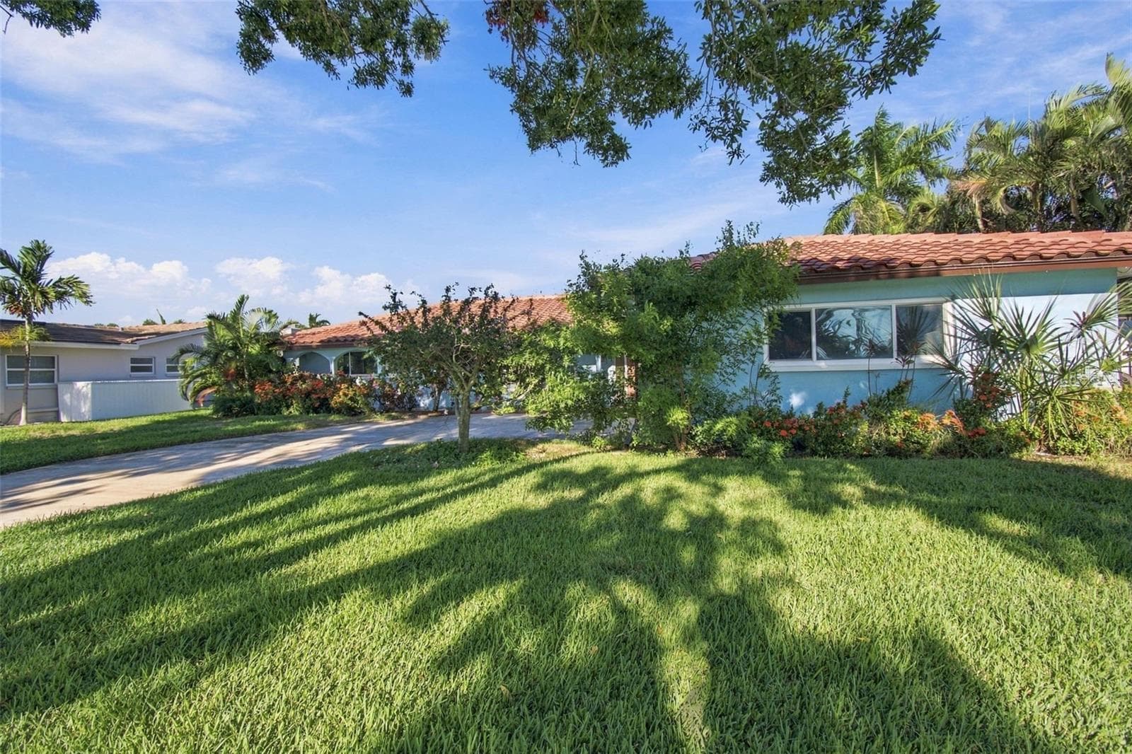Single Family Residence at 11975 7TH ST E, TREASURE ISLAND, photo 4 of 84