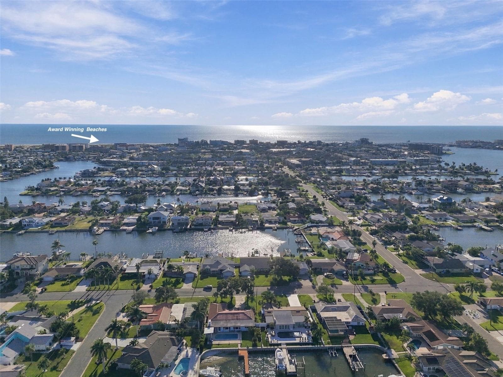 Short bike ride or drive to white sandy beaches - 11975 7TH ST E, TREASURE ISLAND