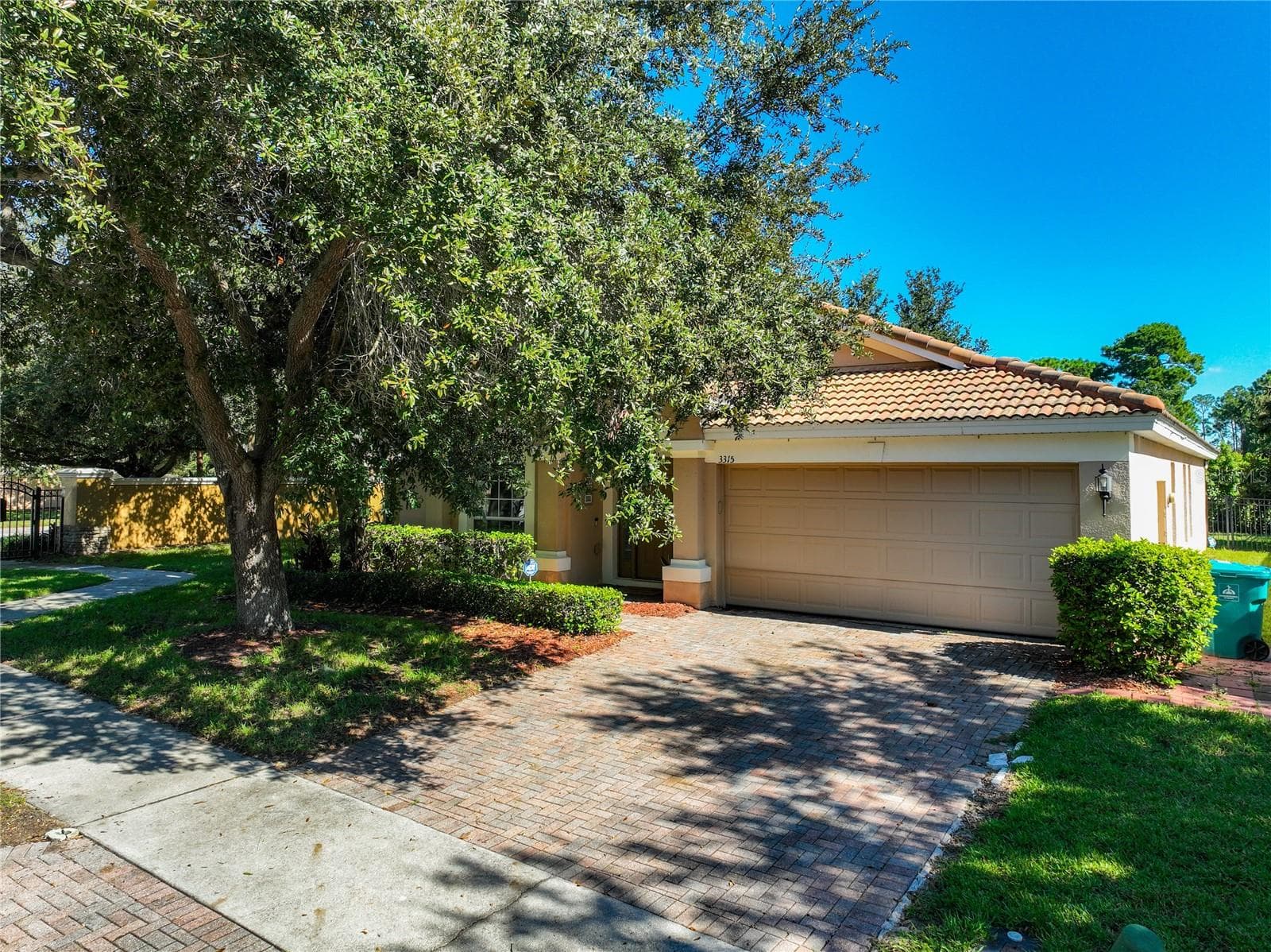 Single Family Residence at 3315 FLAMBOROUGH DR, ORLANDO, photo 5 of 95