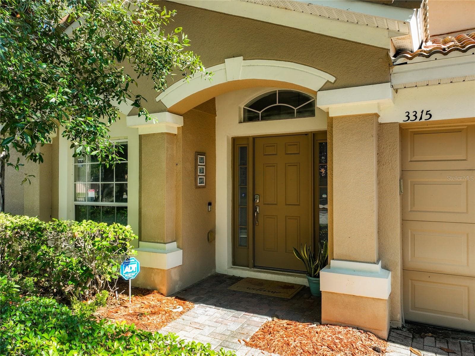 Single Family Residence at 3315 FLAMBOROUGH DR, ORLANDO, photo 6 of 95