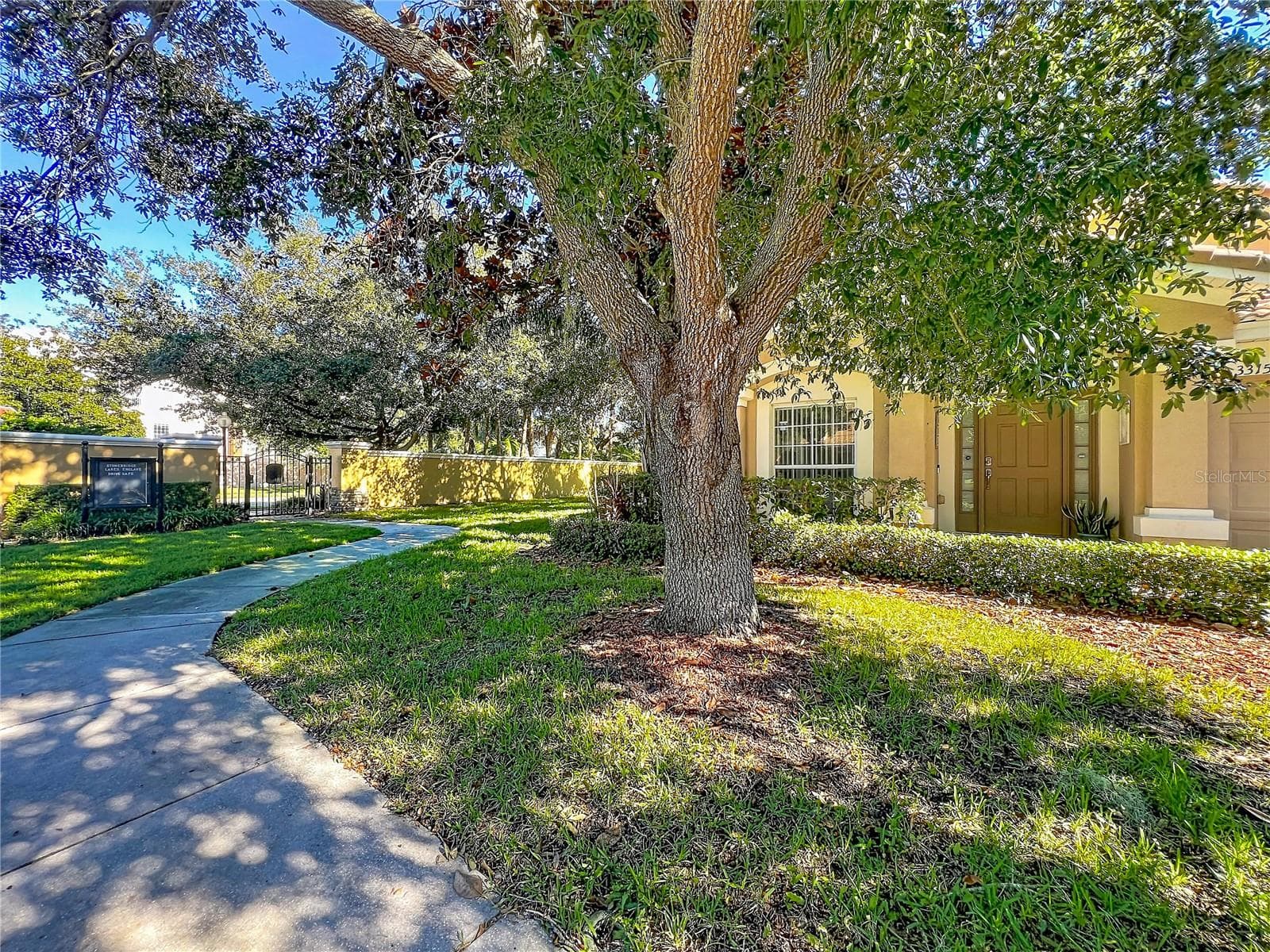 Single Family Residence at 3315 FLAMBOROUGH DR, ORLANDO, photo 9 of 95