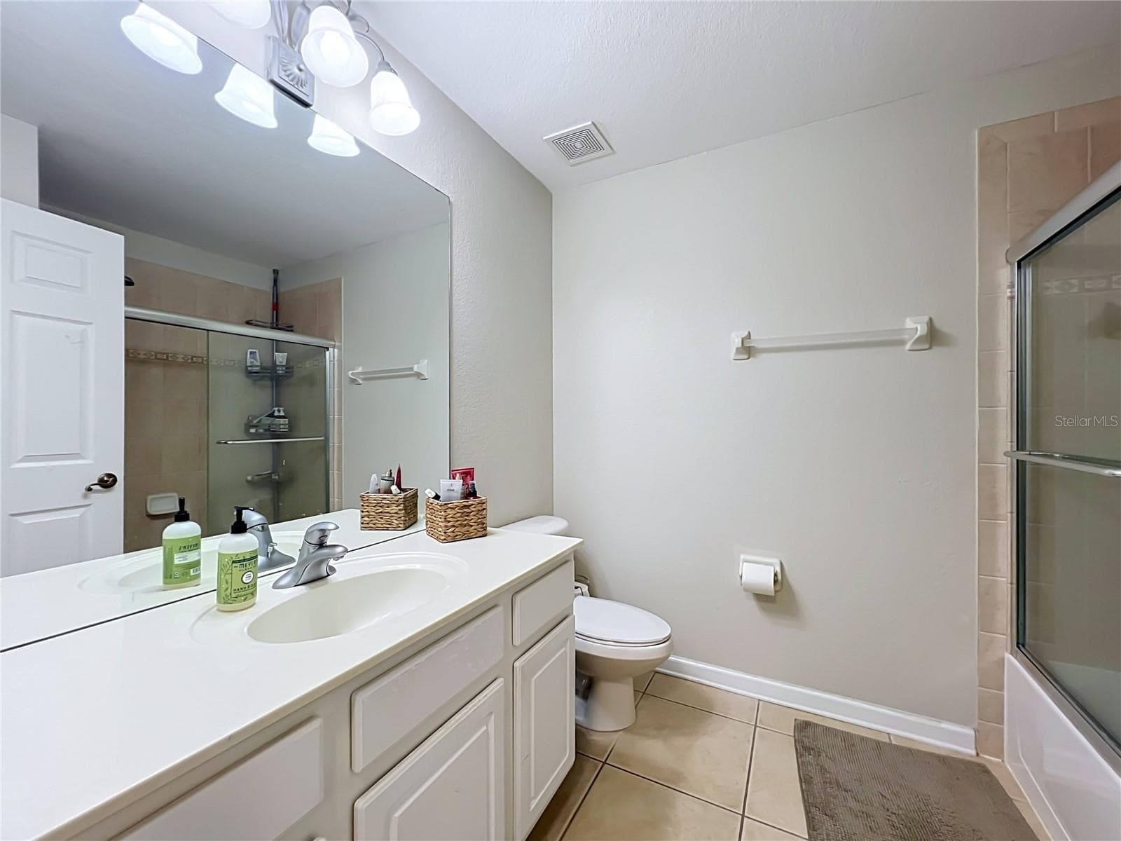 Single Family Residence at 3315 FLAMBOROUGH DR, ORLANDO, photo 59 of 95