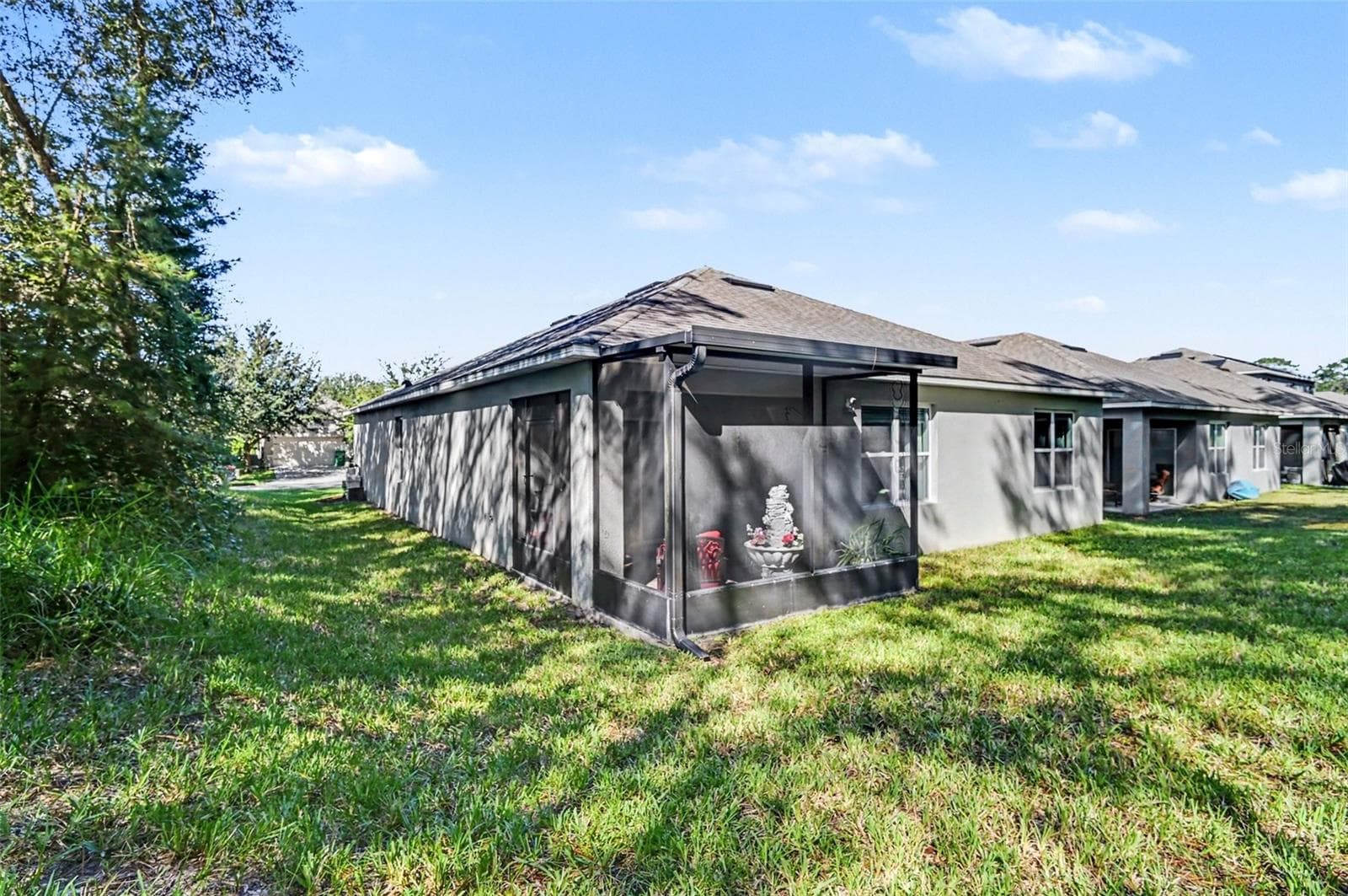 Single Family Residence at 323 CHARLES DR, DELAND, photo 24 of 44