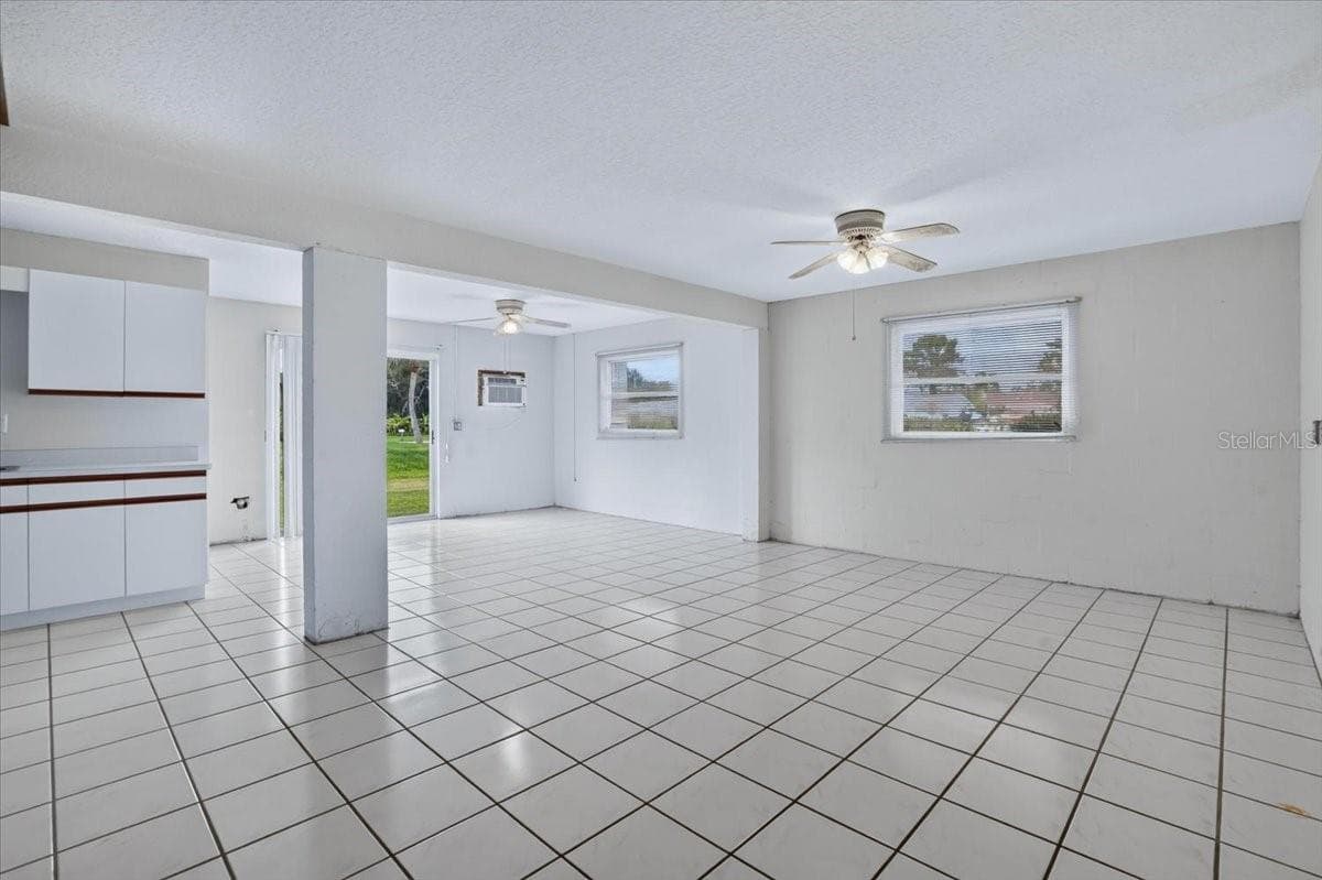 Single Family Residence at 4104 STROMBUS RD, VENICE, photo 31 of 53