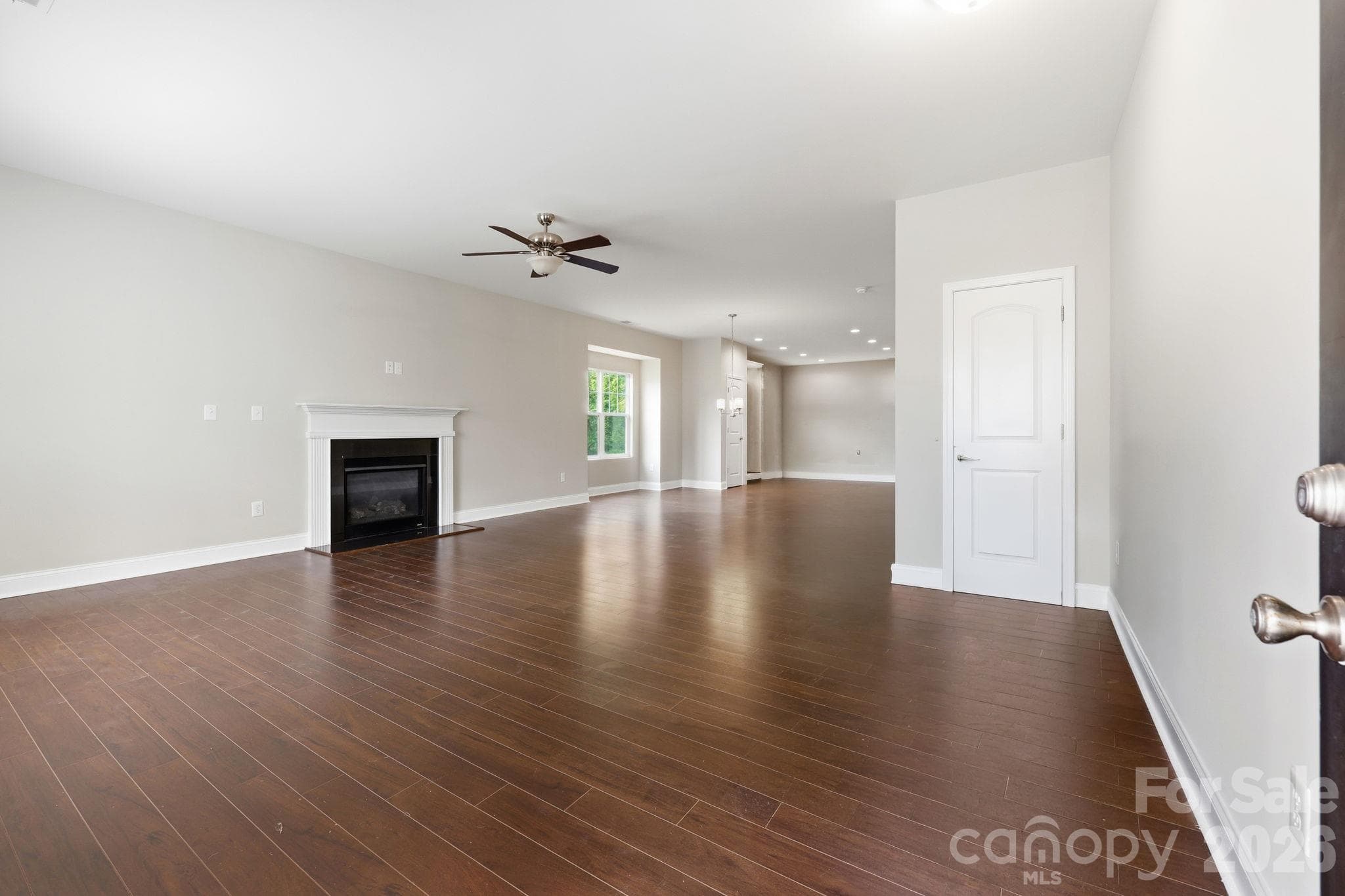 Single Family Residence at 8207 Dumphries Drive, Huntersville, photo 7 of 40