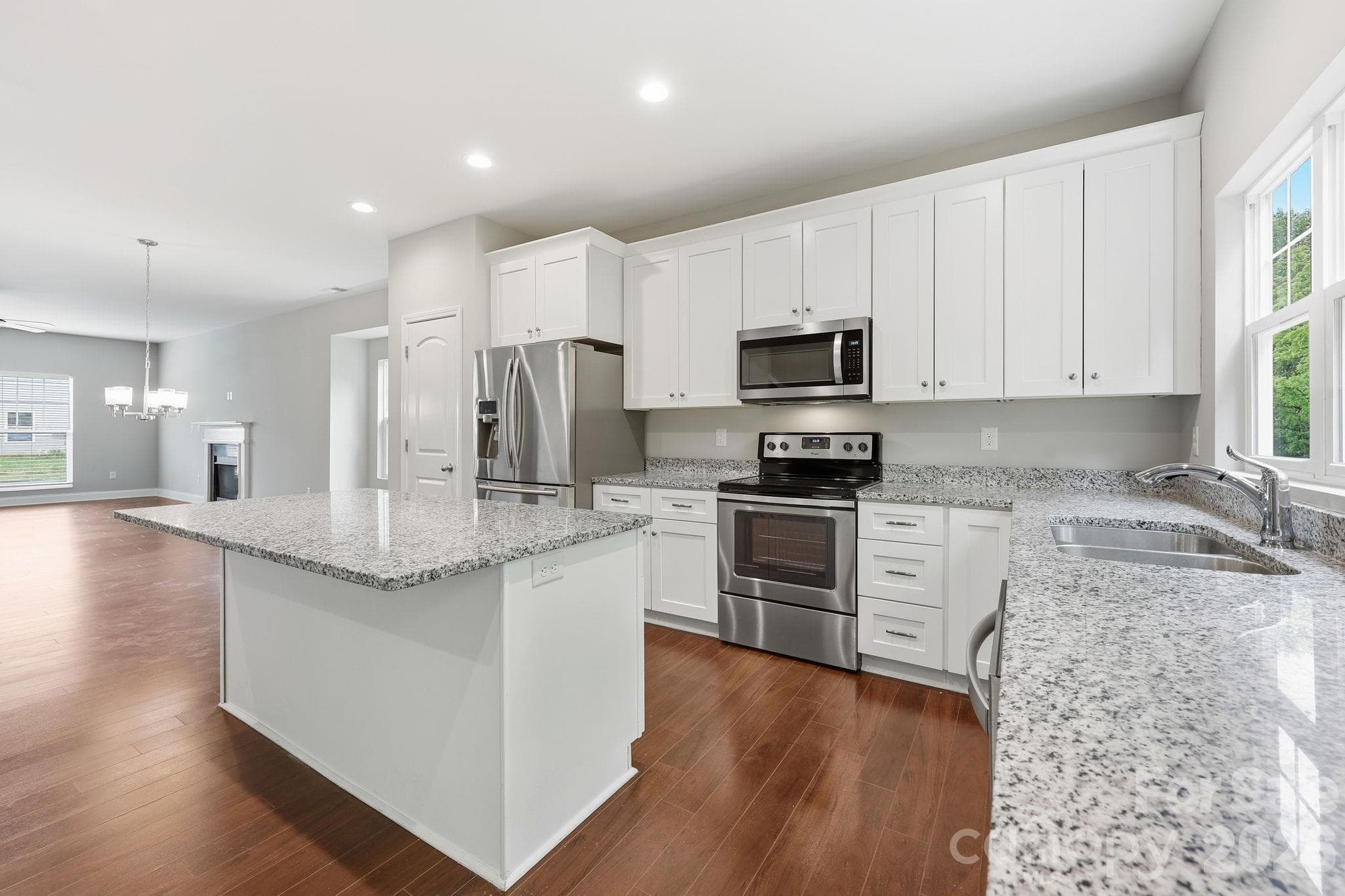 Single Family Residence at 8207 Dumphries Drive, Huntersville, photo 12 of 40