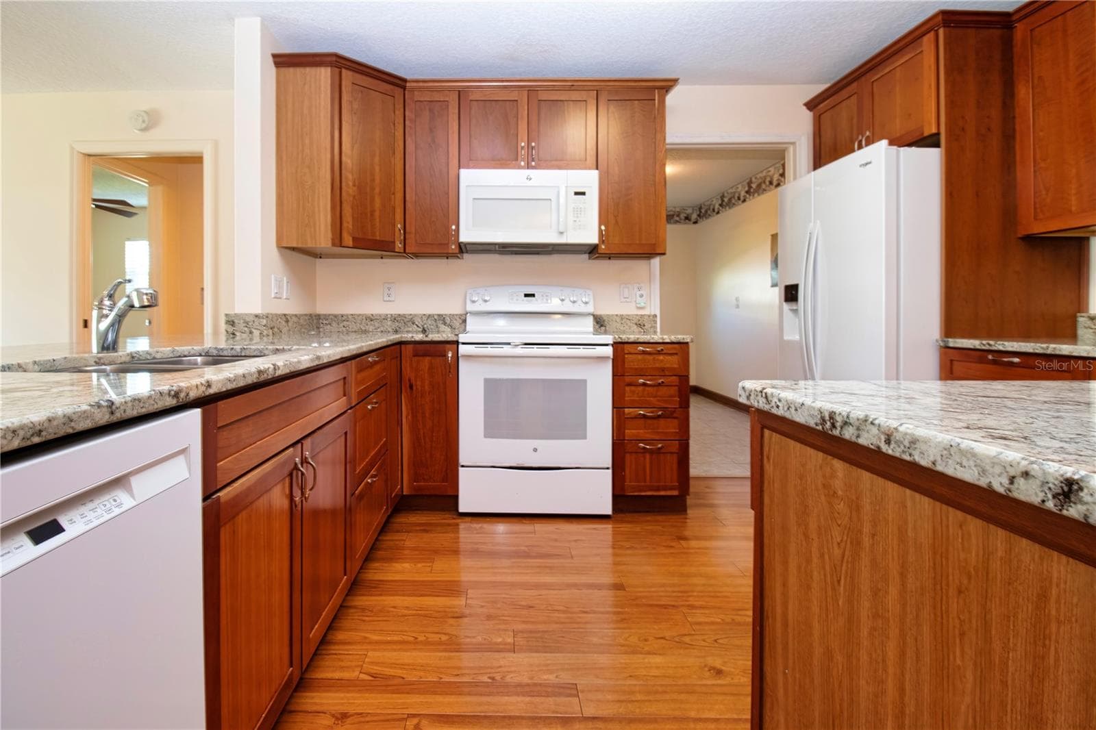 Kitchen - 2108 MEADOWLARK LN, SUN CITY CENTER