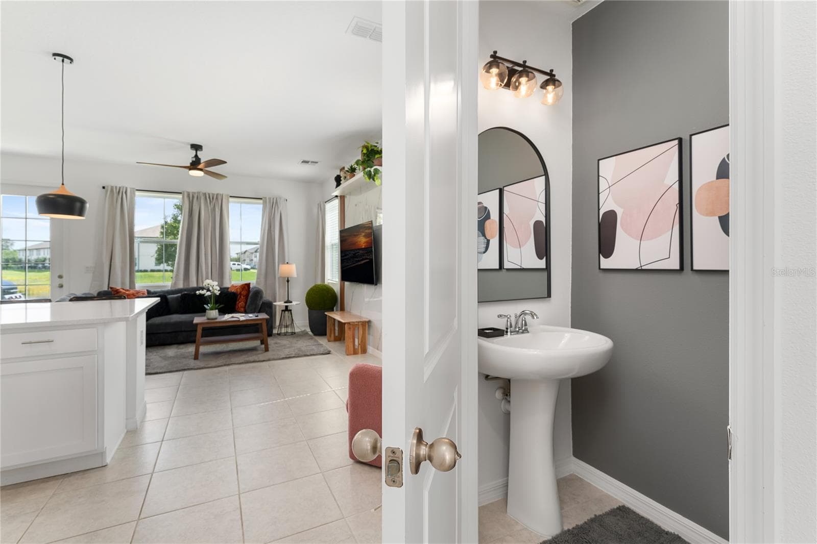 Townhouse at 1605 PELICAN DR, DAVENPORT, photo 11 of 29
