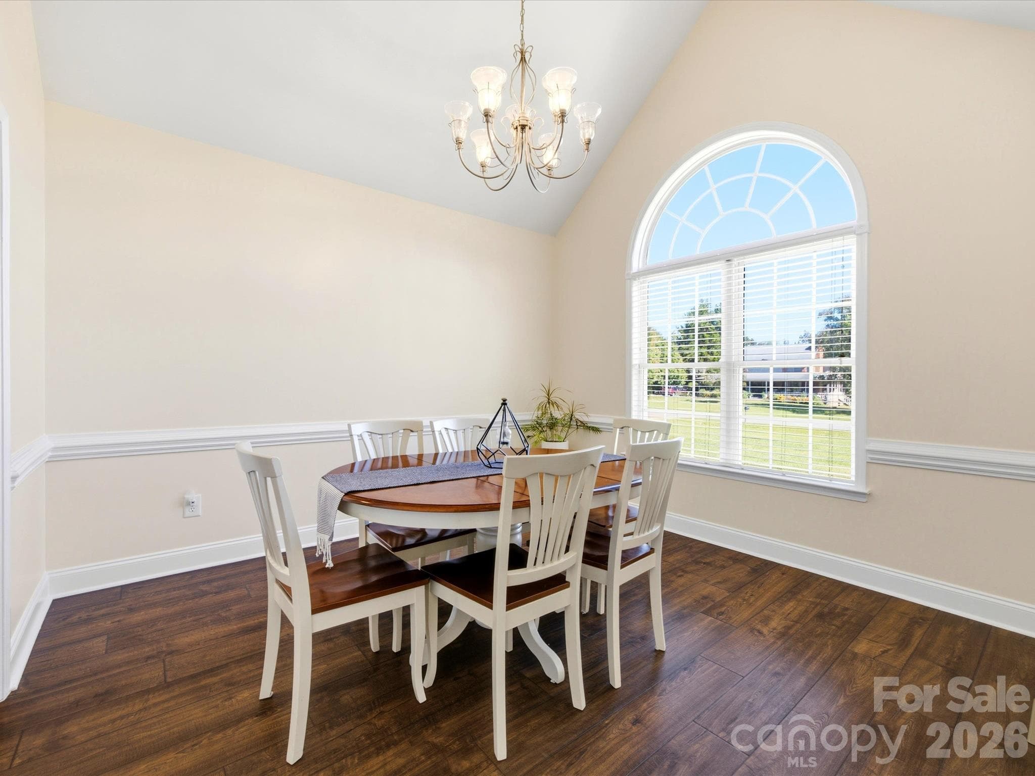 Single Family Residence at 5100 Basswood Drive, Concord, photo 13 of 33