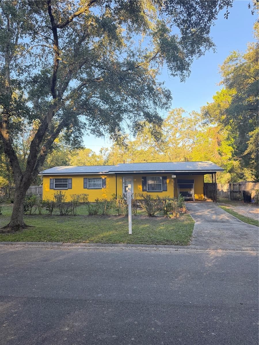 Single Family Residence at 3626 NE 12 STREET, GAINESVILLE, photo 2 of 10