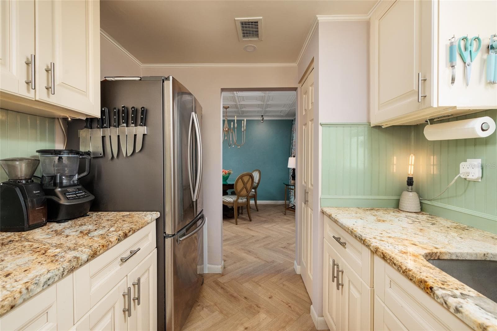 Condominium at 3125 36TH ST N #201, ST PETERSBURG, photo 9 of 23