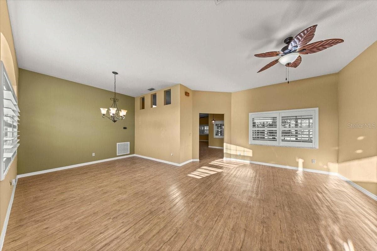 Living/Dining Room - 5592 NE 61ST AVENUE RD, SILVER SPRINGS